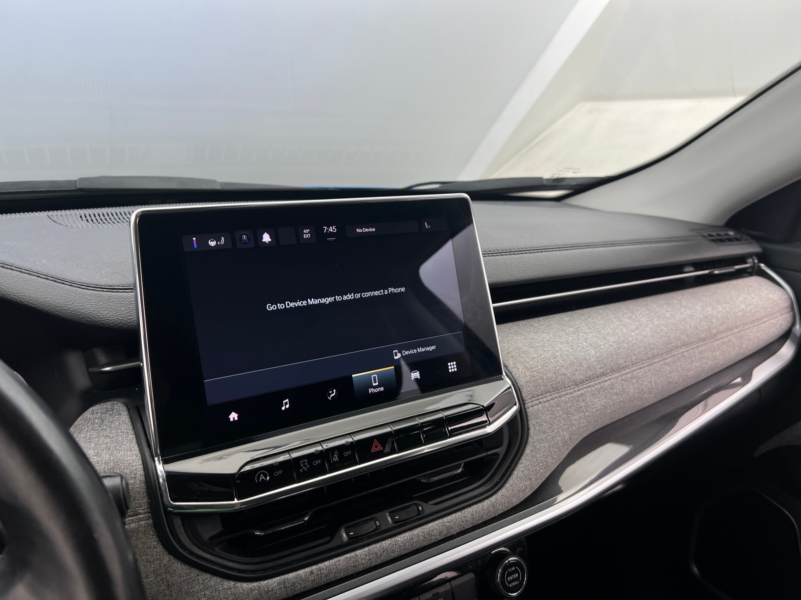 Thumbnail: 2022 Jeep Compass - 3