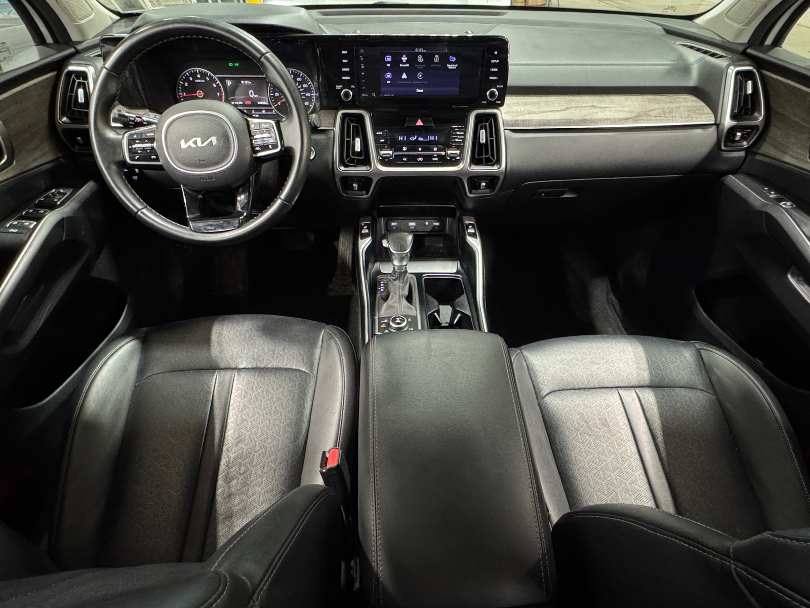 Thumbnail: 2022 Kia Sorento - 2