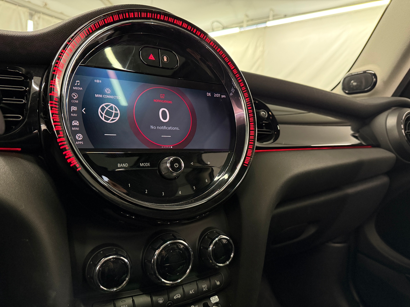 Thumbnail: 2023 MINI Cooper Hardtop - 3