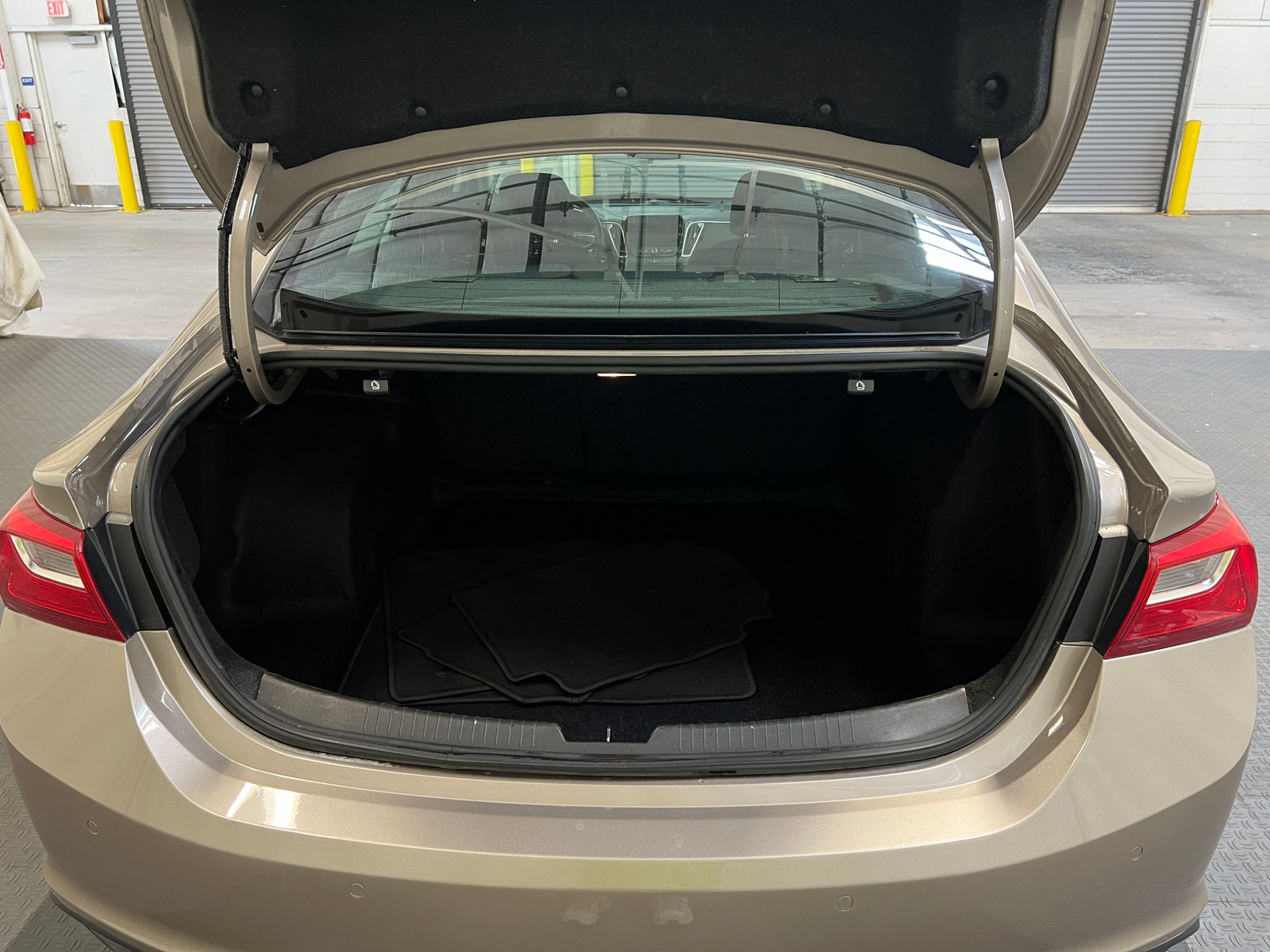 Thumbnail: 2024 Chevrolet Malibu - 7