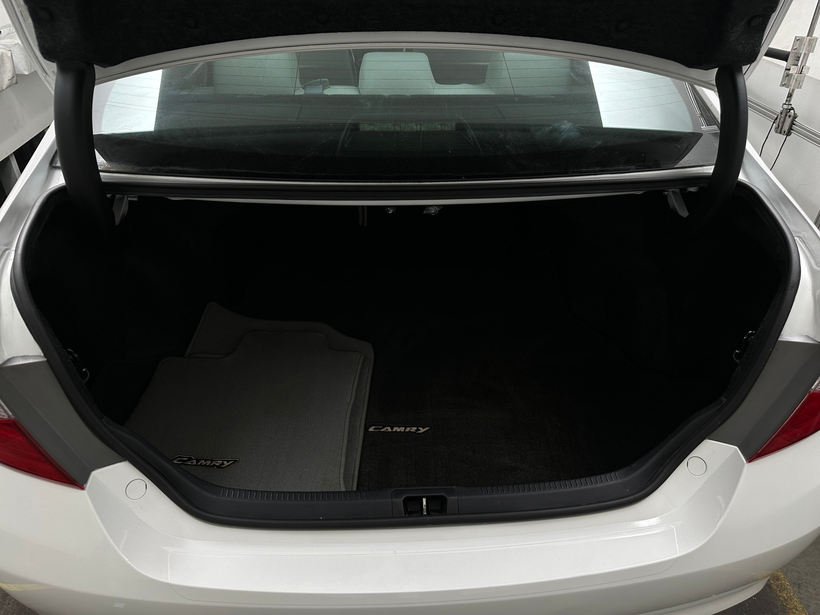 Thumbnail: 2015 Toyota Camry - 7