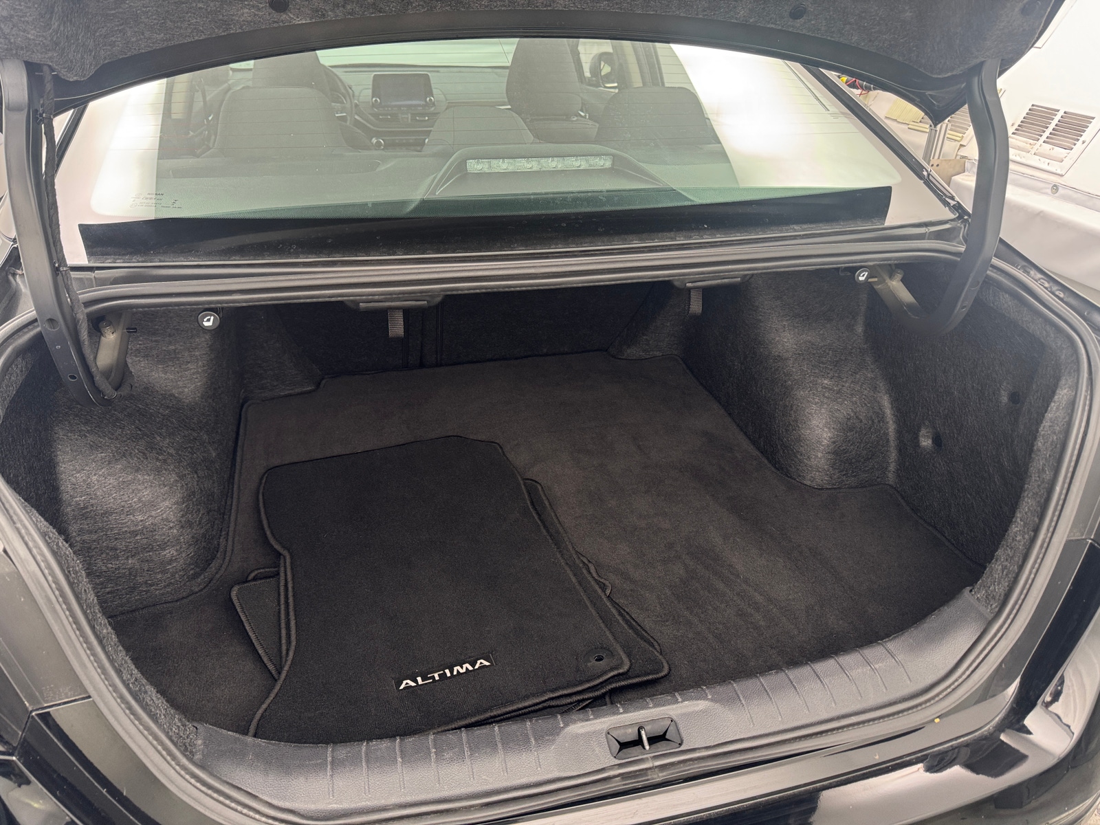 Thumbnail: 2025 Nissan Altima - 7