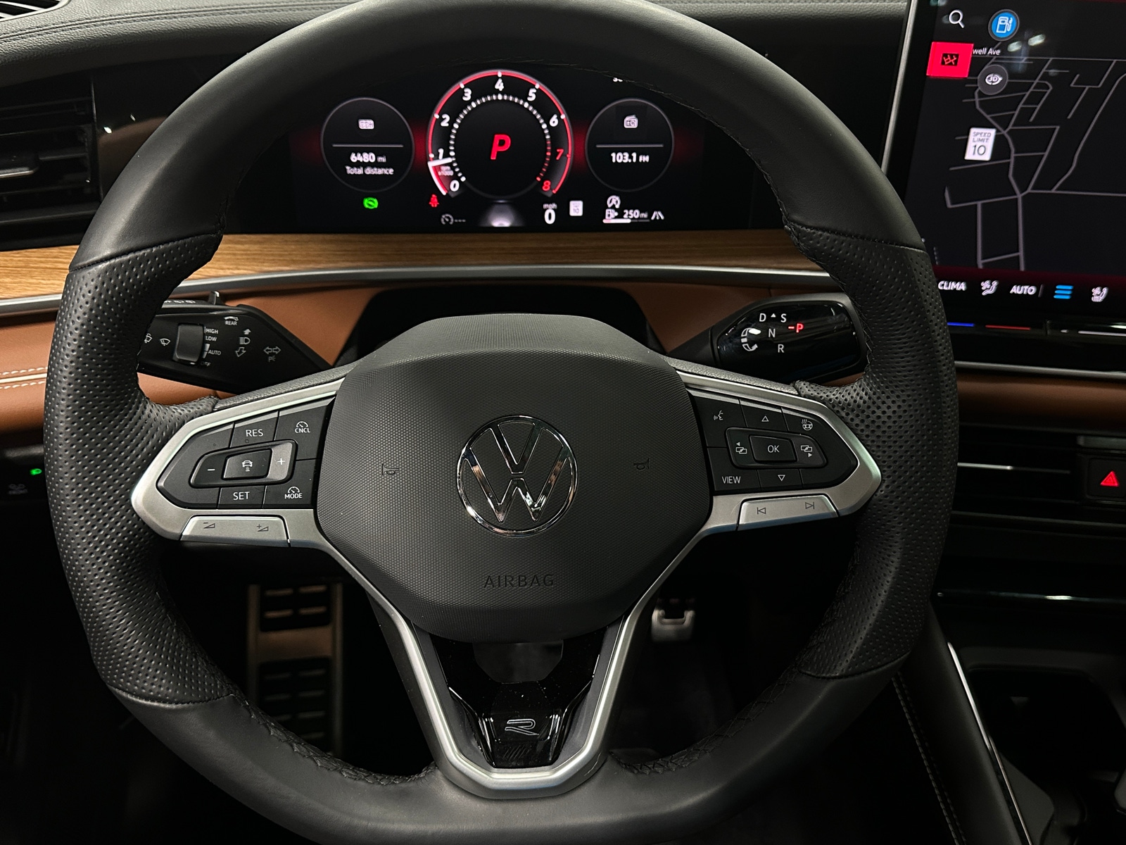 Thumbnail: 2025 Volkswagen Tiguan - 4