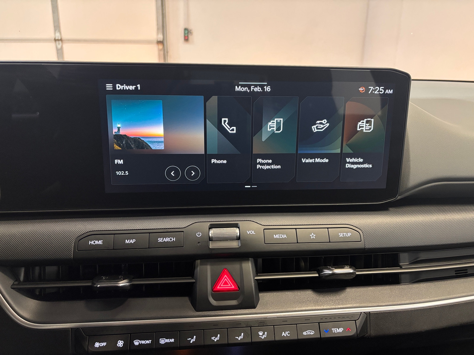 Thumbnail: 2025 Kia K4 - 4