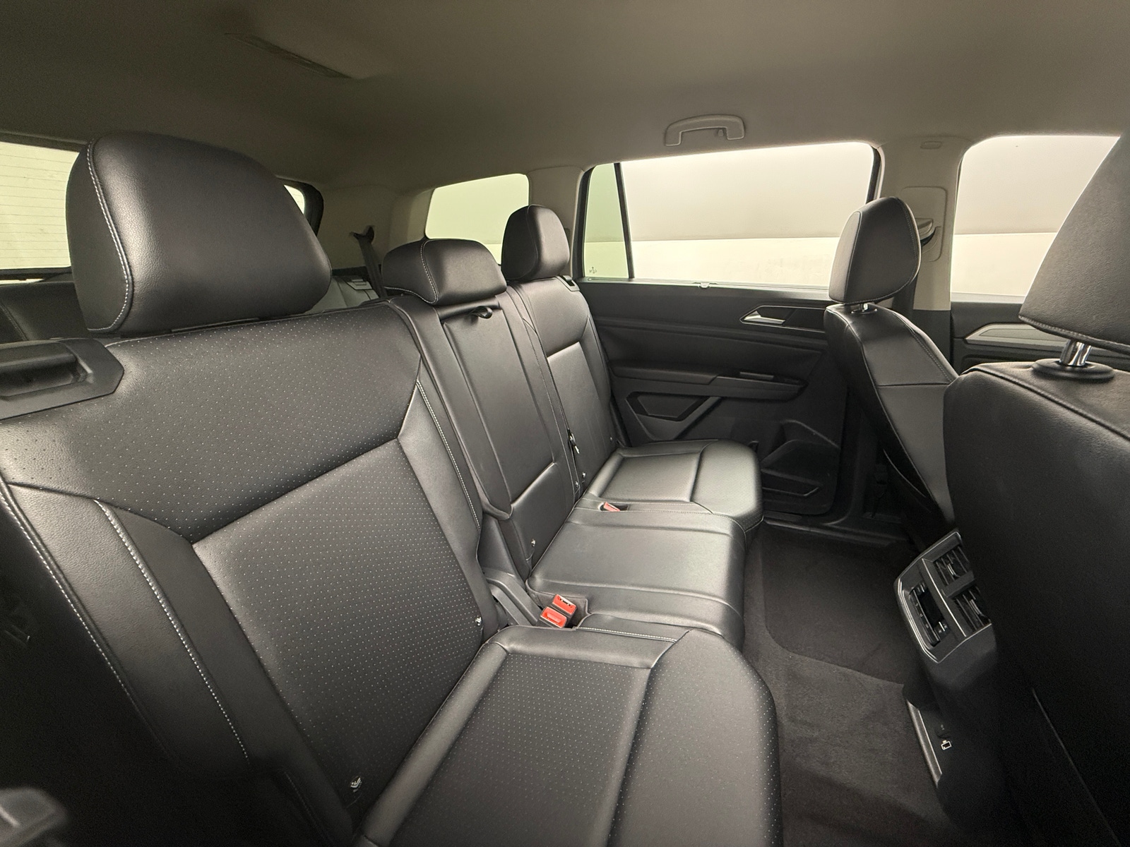 Thumbnail: 2018 Volkswagen Atlas - 5