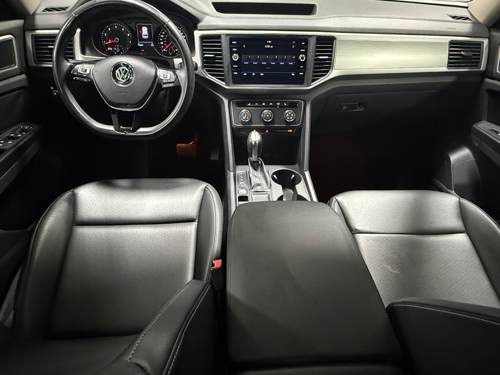 Thumbnail: 2018 Volkswagen Atlas - 2