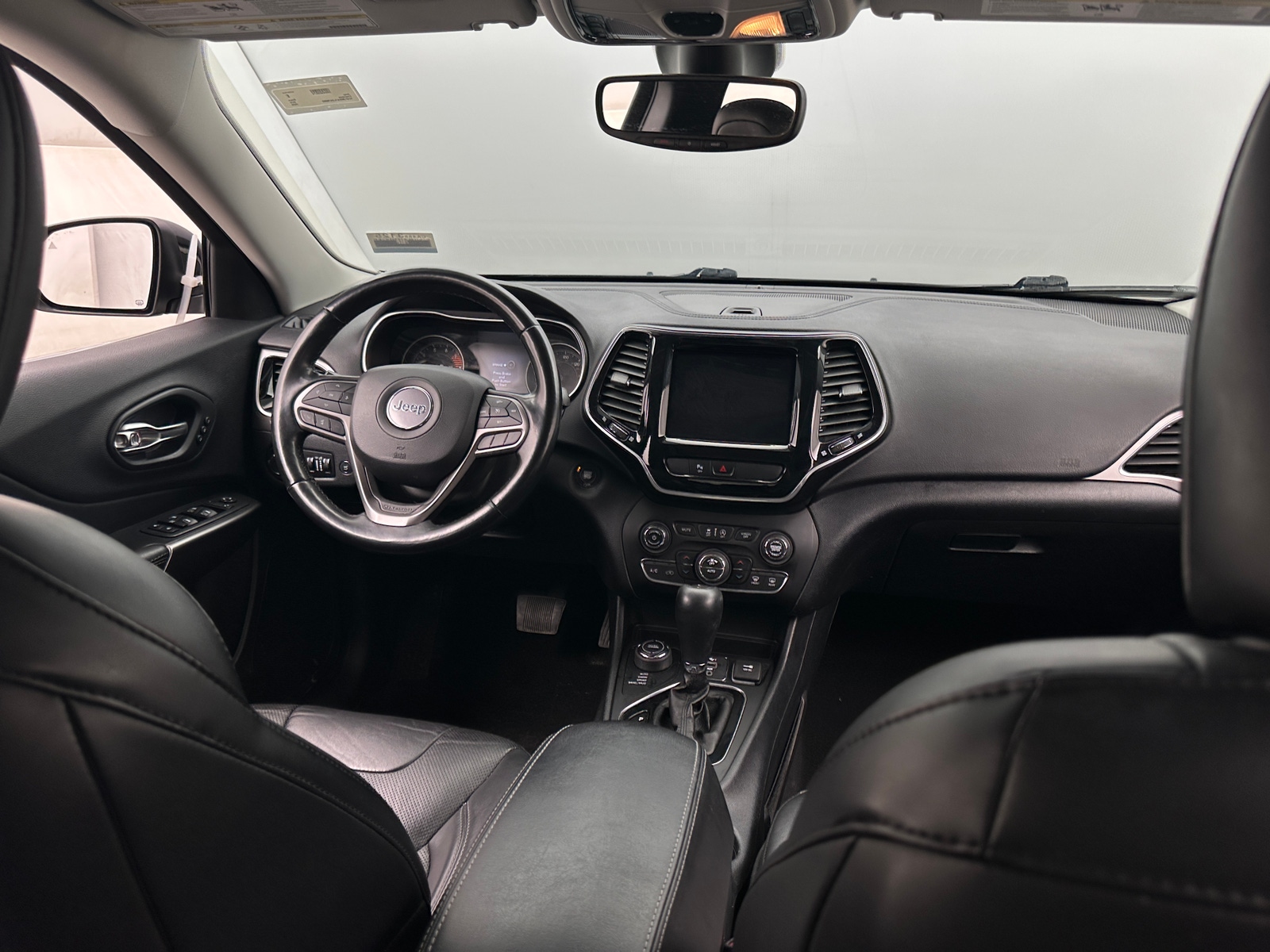 Thumbnail: 2020 Jeep Cherokee - 2