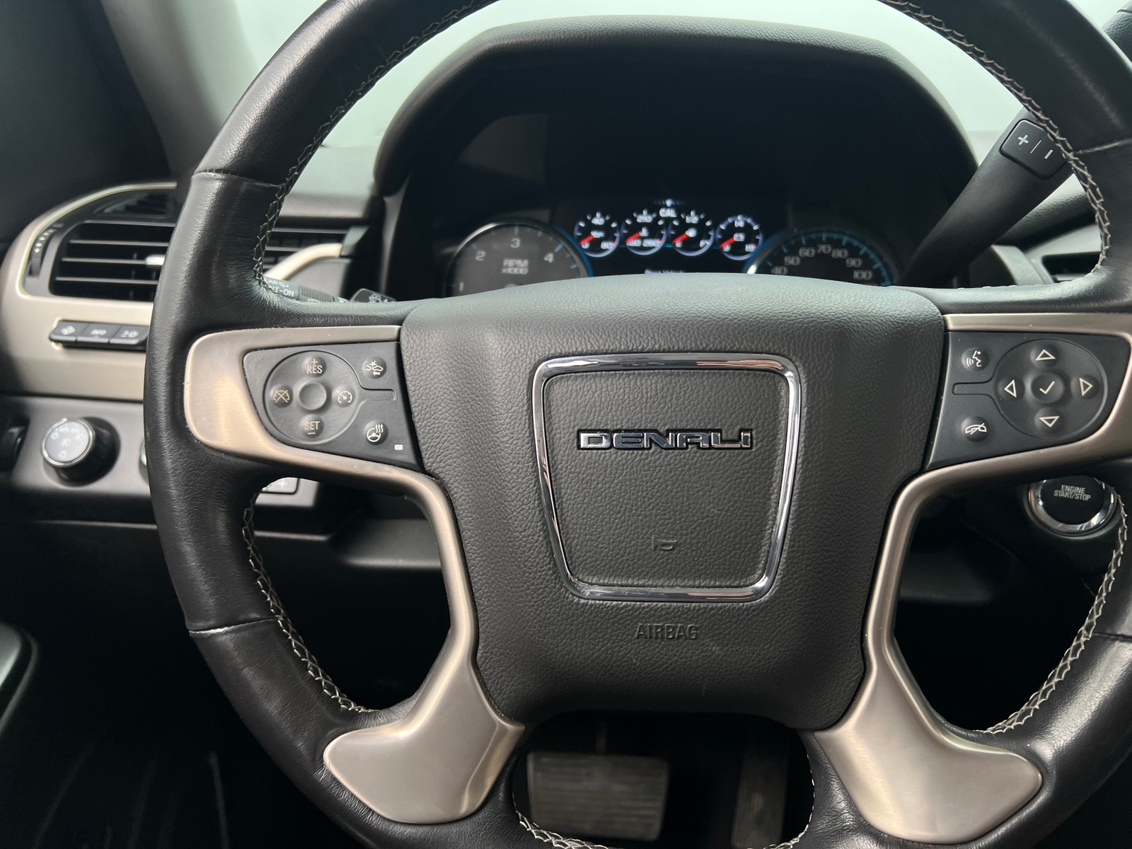 Thumbnail: 2020 GMC Yukon - 4