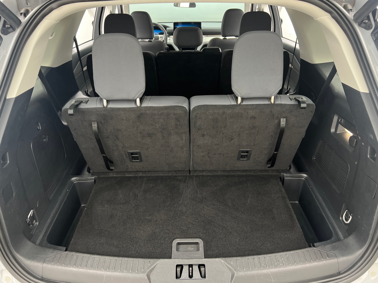 Thumbnail: 2025 Ford Explorer - 7