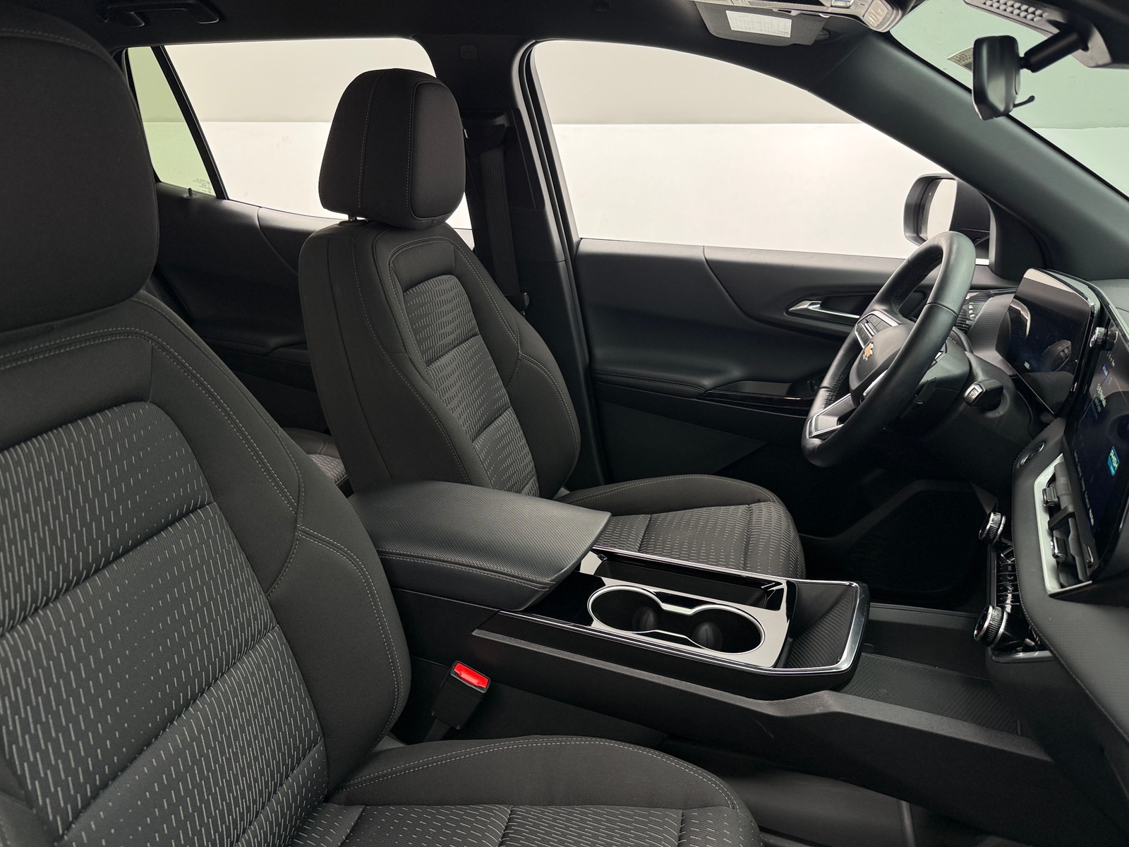 Thumbnail: 2025 Chevrolet Equinox - 2