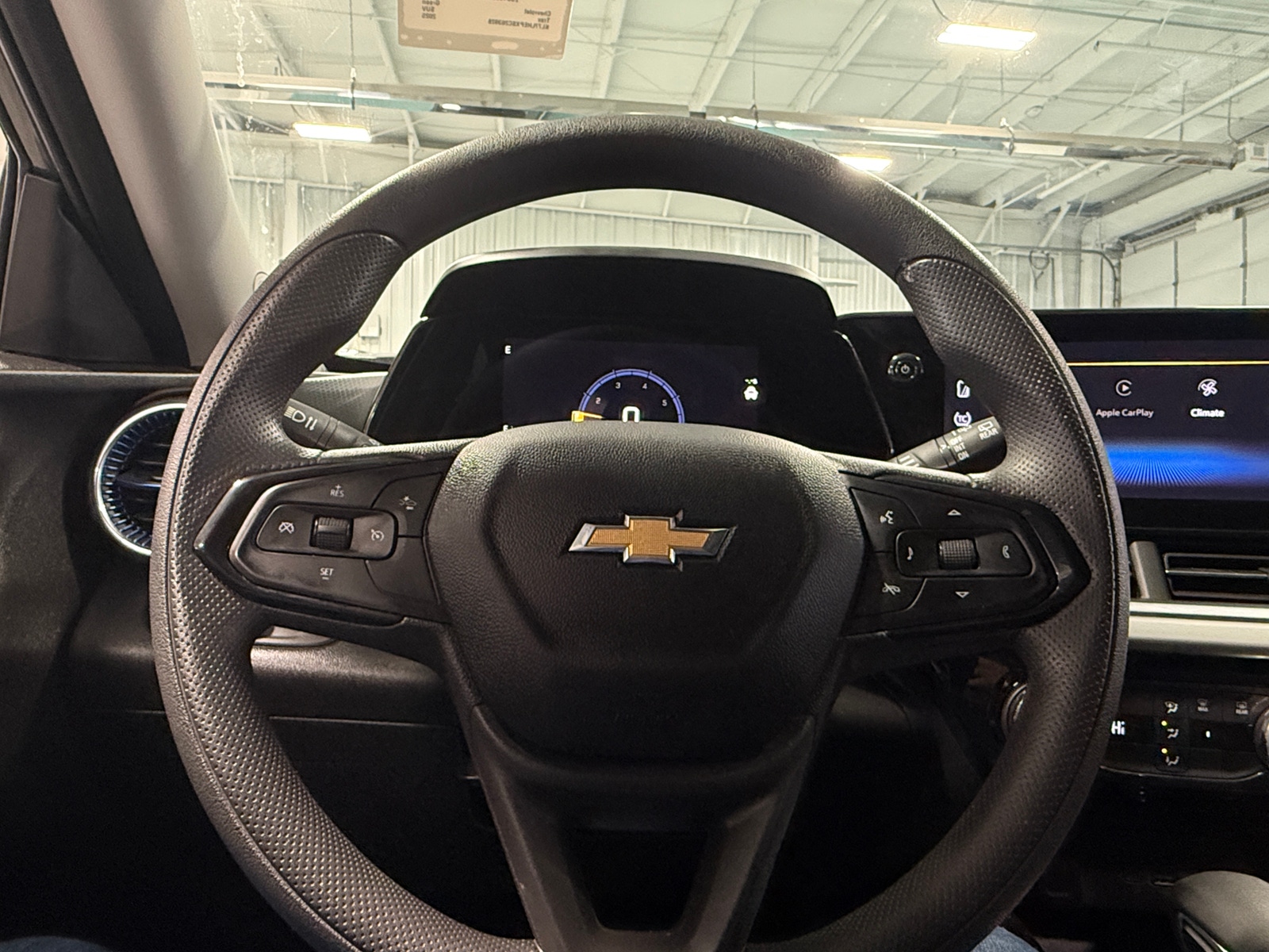 Thumbnail: 2025 Chevrolet Trax - 5