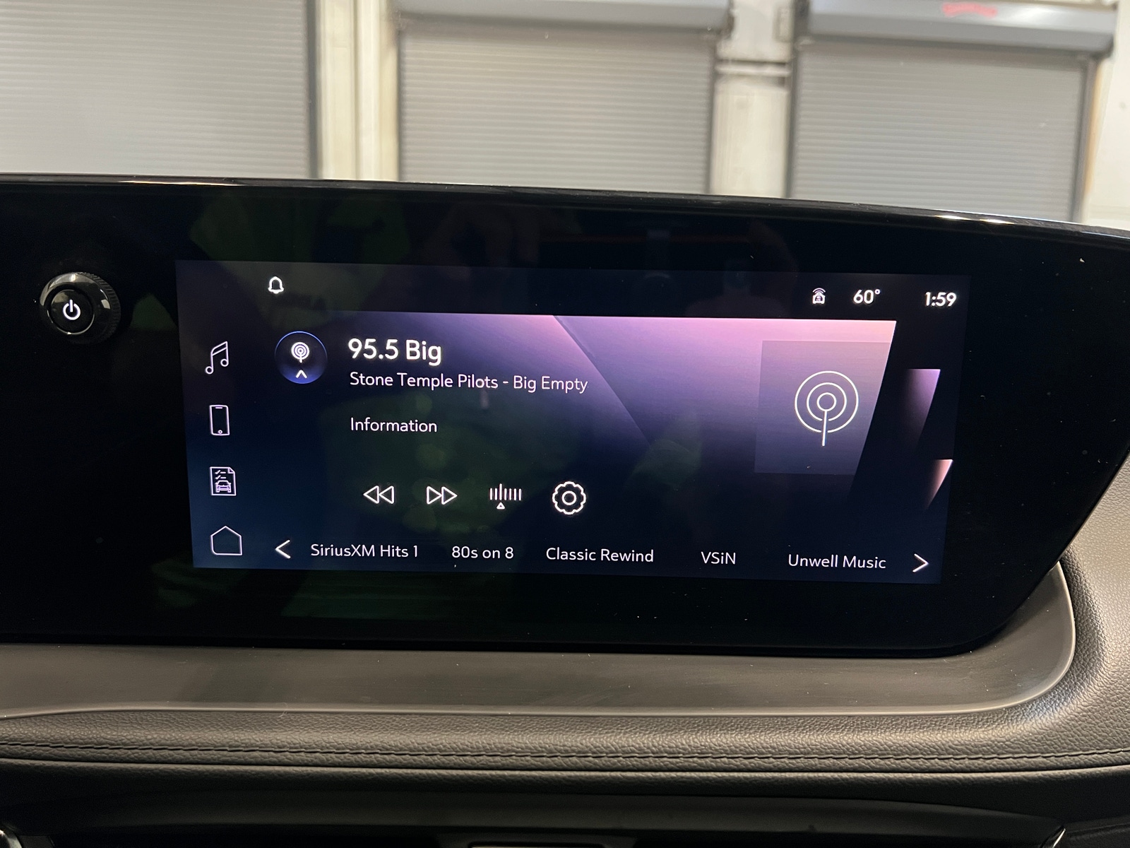 Thumbnail: 2025 Buick Encore GX - 4