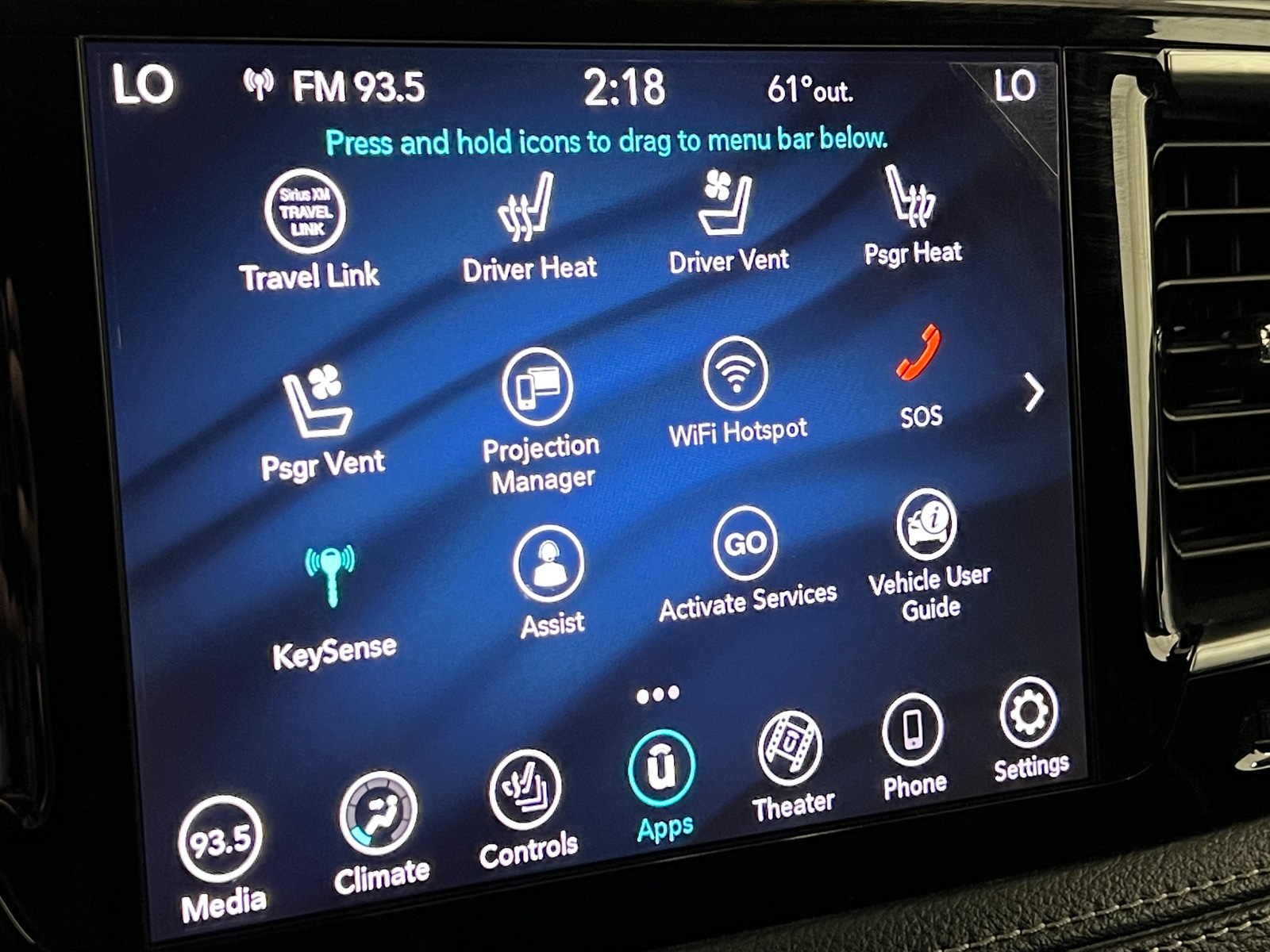 Thumbnail: 2019 Chrysler Pacifica - 3