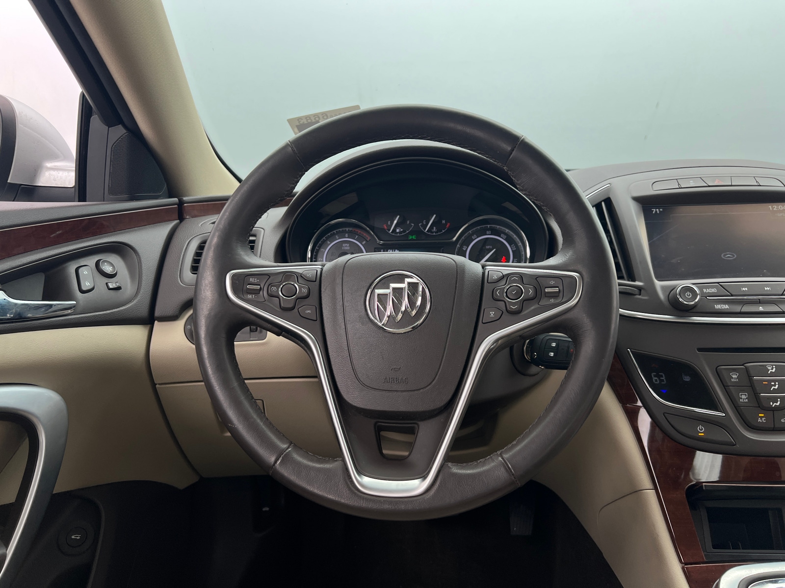 Thumbnail: 2017 Buick Regal - 4