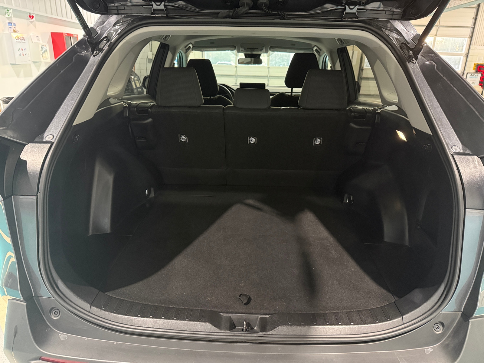 Thumbnail: 2025 Toyota RAV4 - 7