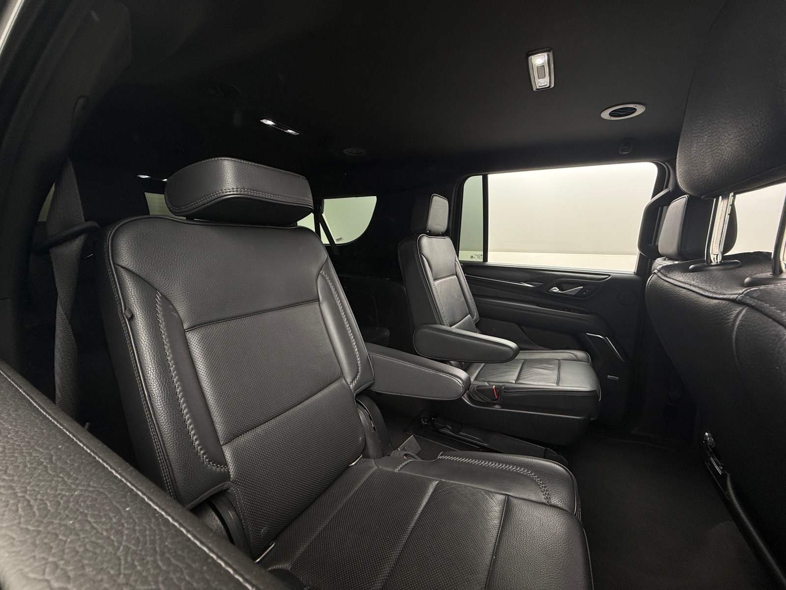 Thumbnail: 2022 GMC Yukon XL - 5