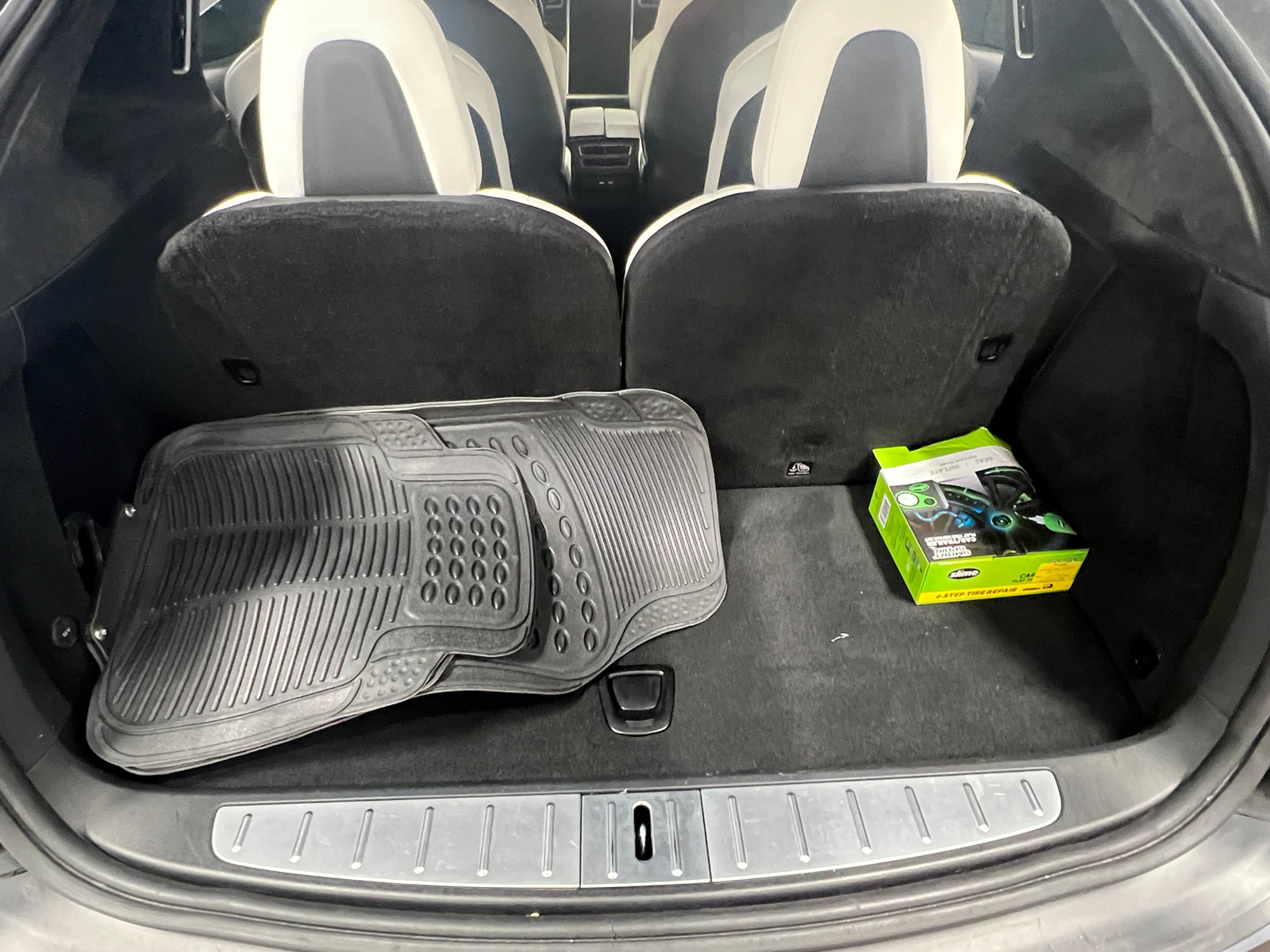 Thumbnail: 2017 Tesla Model X - 6