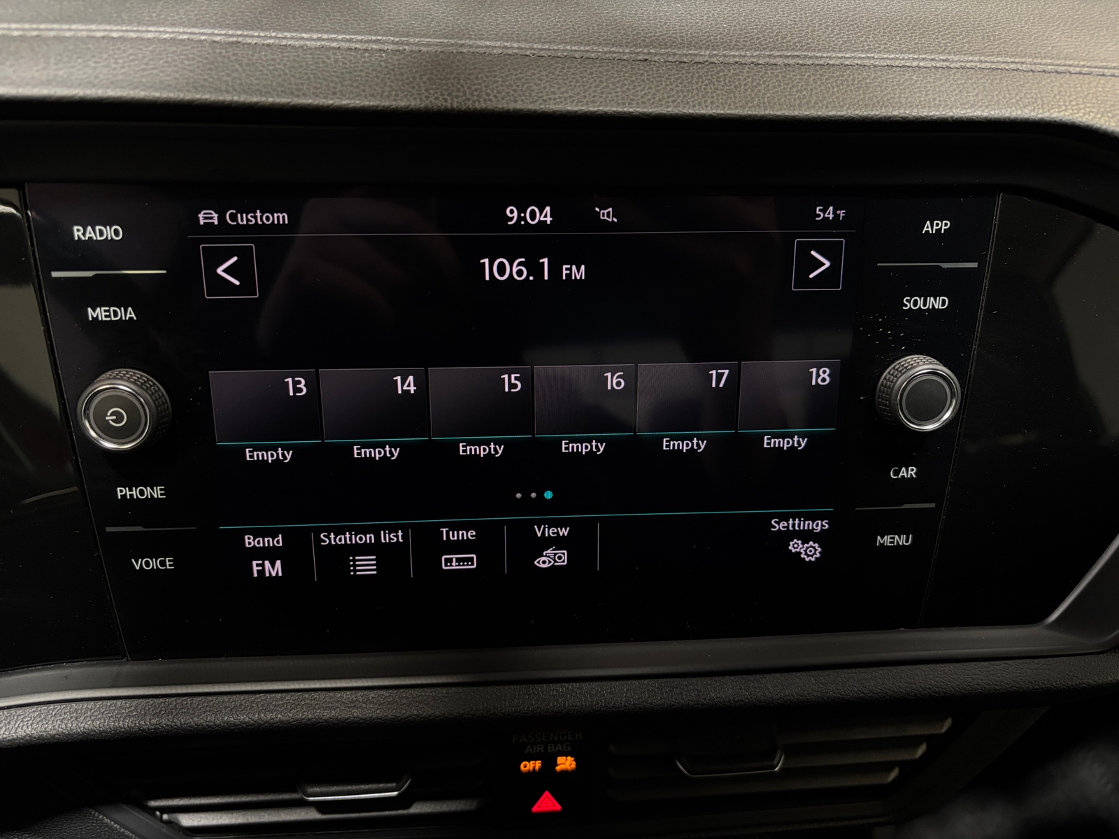 Thumbnail: 2019 Volkswagen Jetta - 3