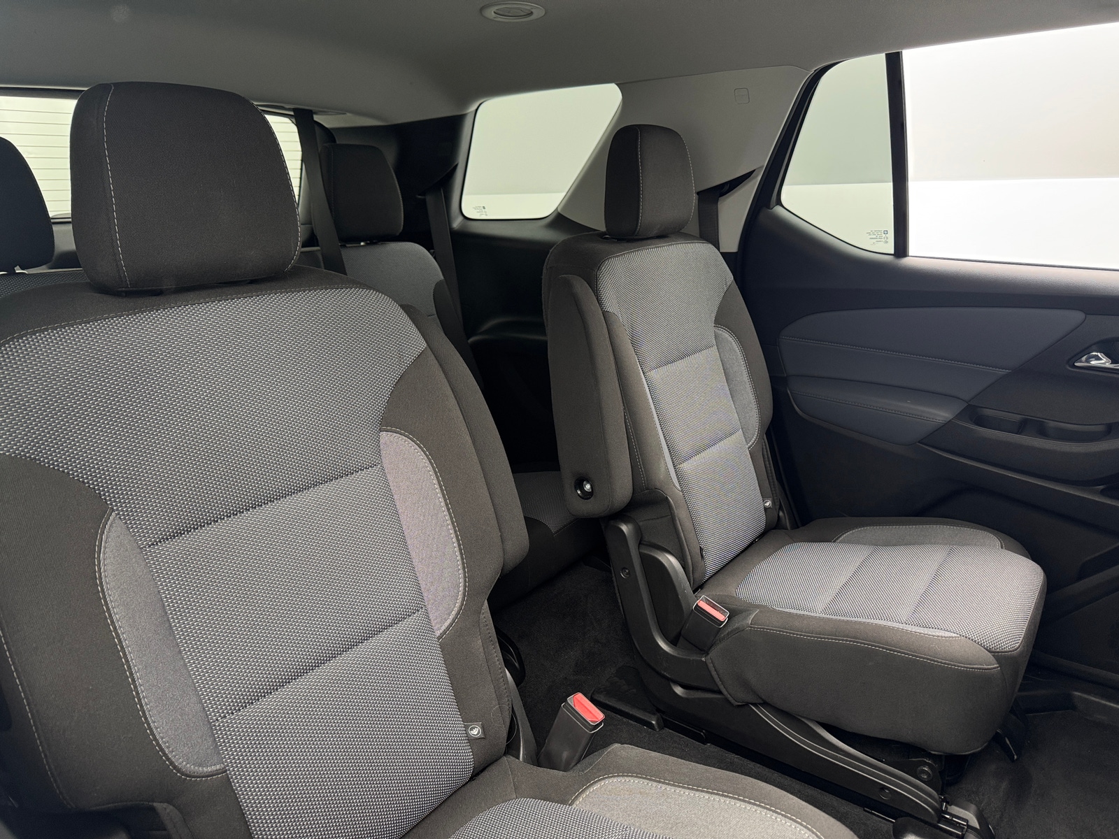 Thumbnail: 2018 Chevrolet Traverse - 6