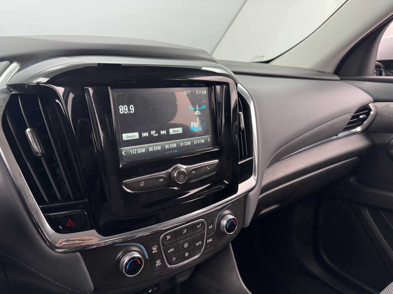 Thumbnail: 2018 Chevrolet Traverse - 4