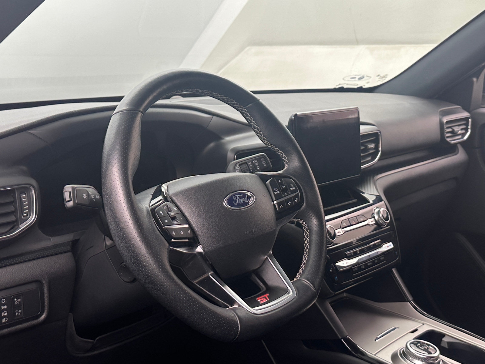 Thumbnail: 2022 Ford Explorer - 4