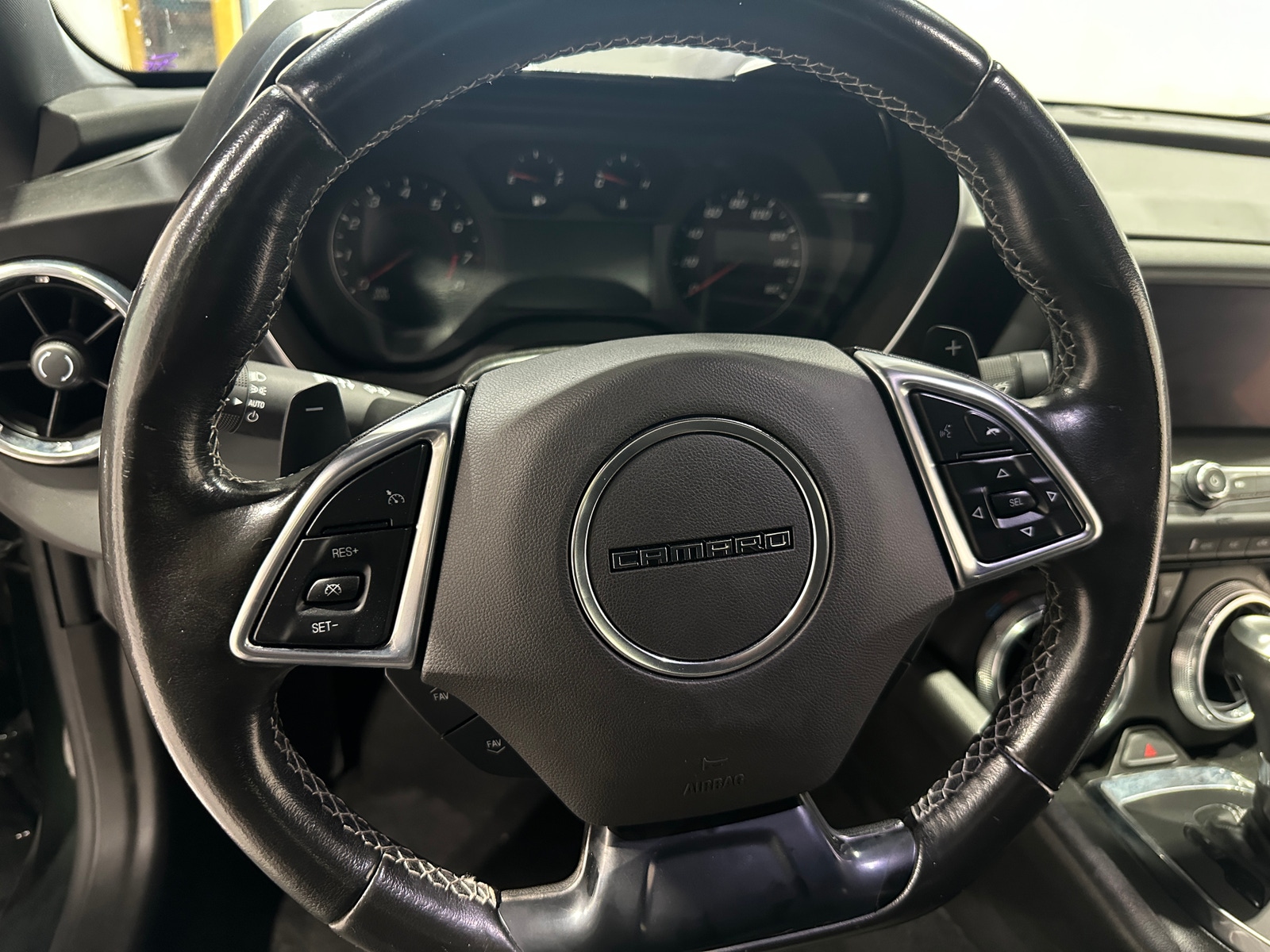 Thumbnail: 2020 Chevrolet Camaro - 4