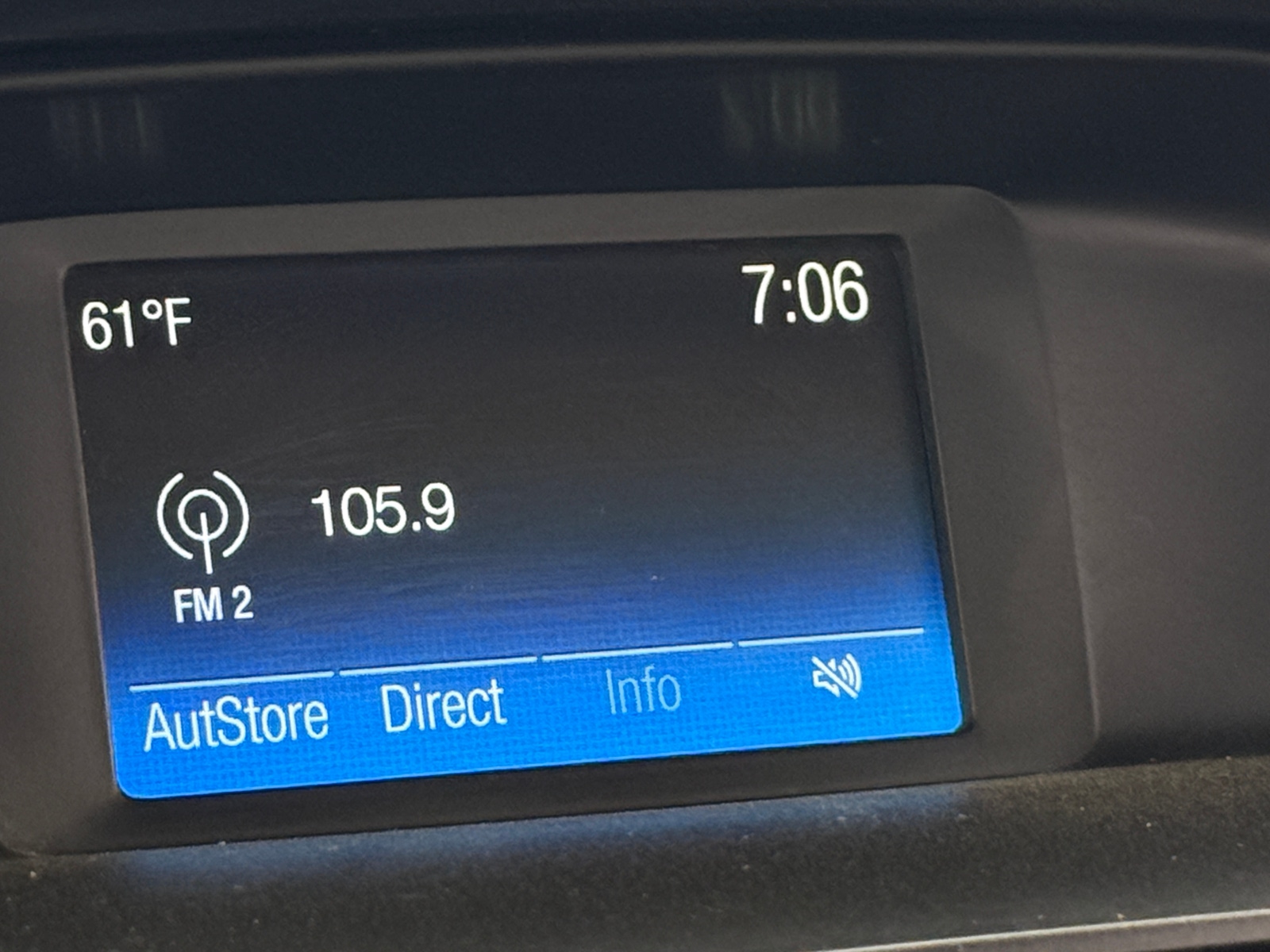 Thumbnail: 2017 Ford Focus - 4