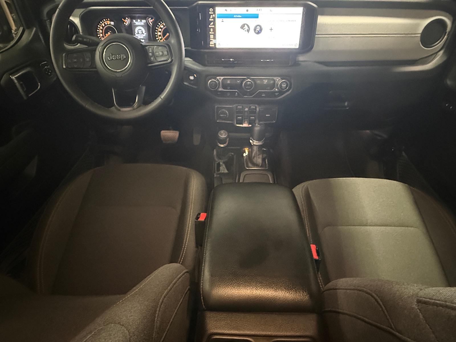 Thumbnail: 2024 Jeep Gladiator - 3