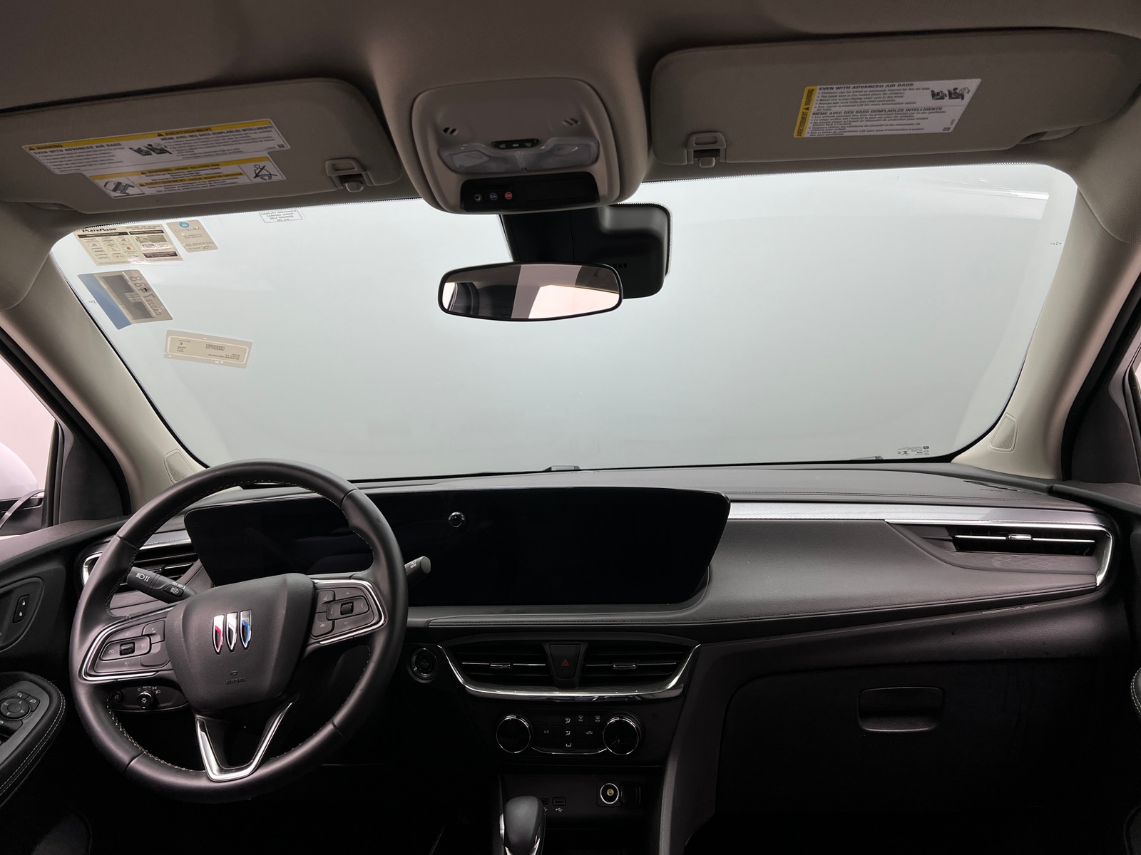 Thumbnail: 2025 Buick Encore GX - 3