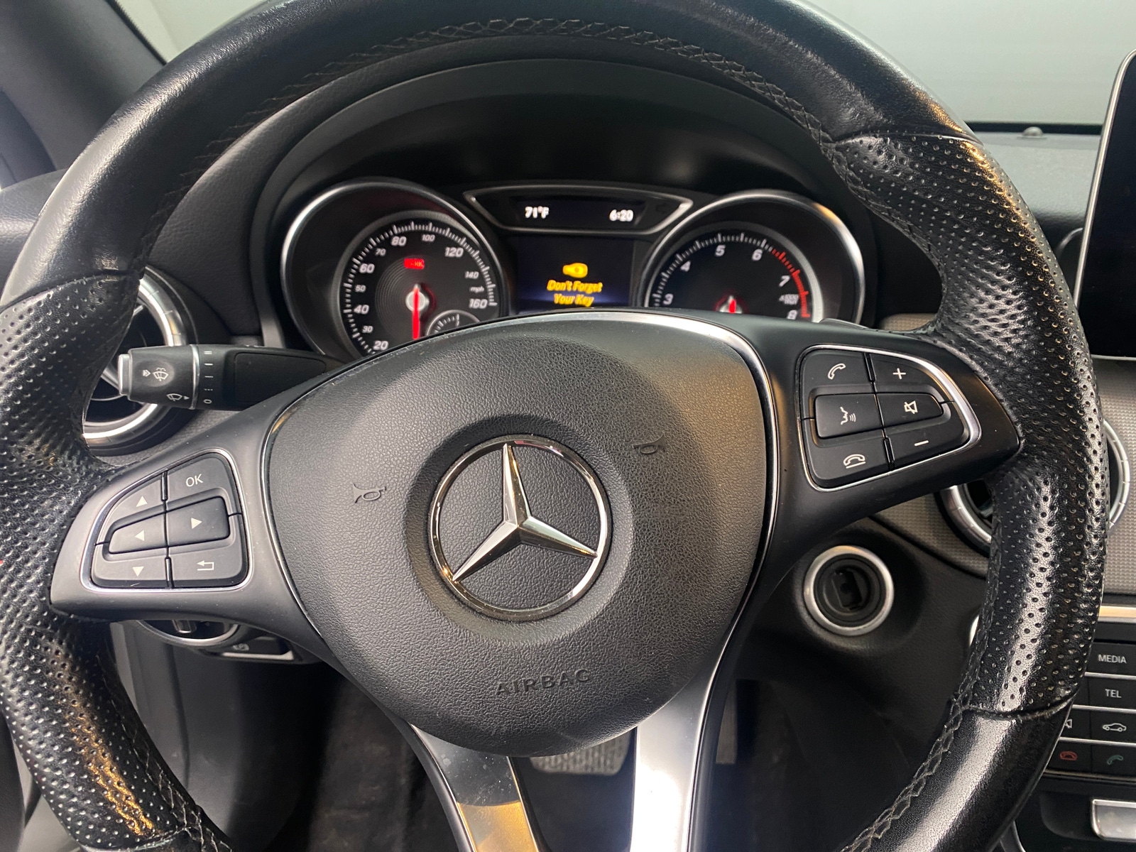 Thumbnail: 2019 Mercedes-Benz CLA - 4