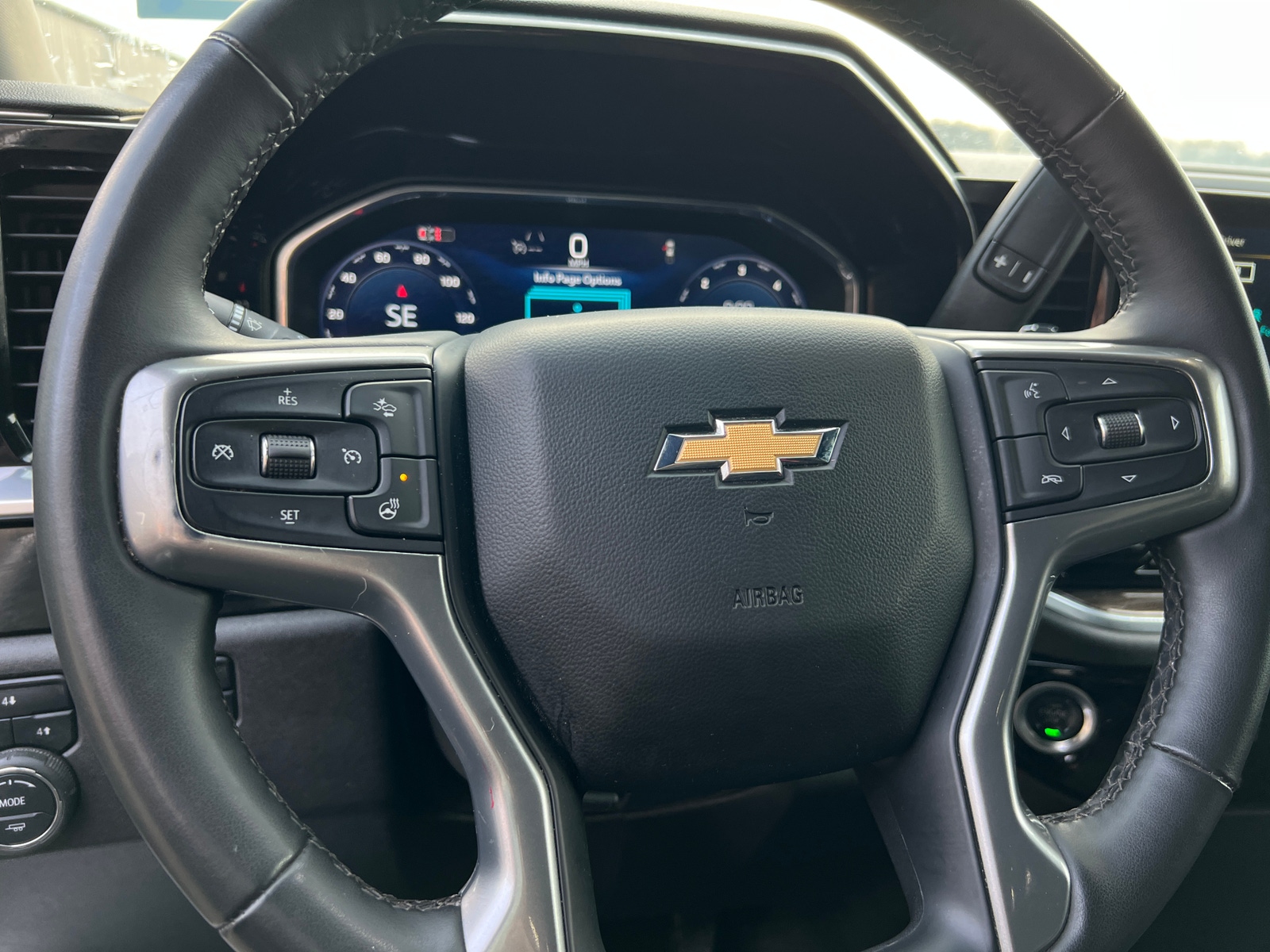 Thumbnail: 2025 Chevrolet Silverado 2500 - 5