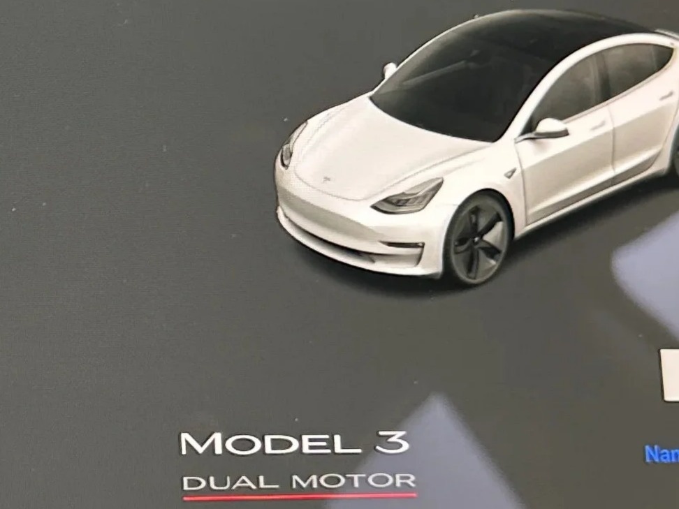 Thumbnail: 2020 Tesla Model 3 - 3