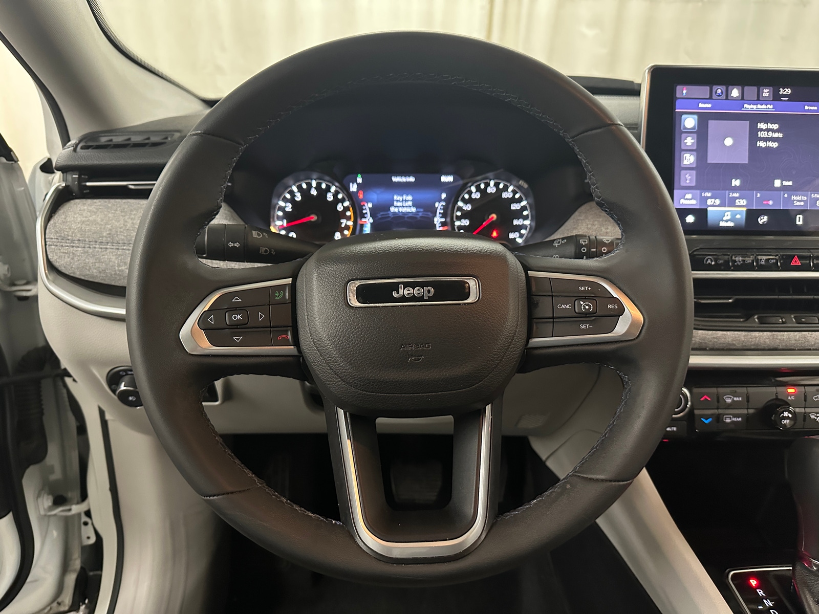 Thumbnail: 2022 Jeep Compass - 5