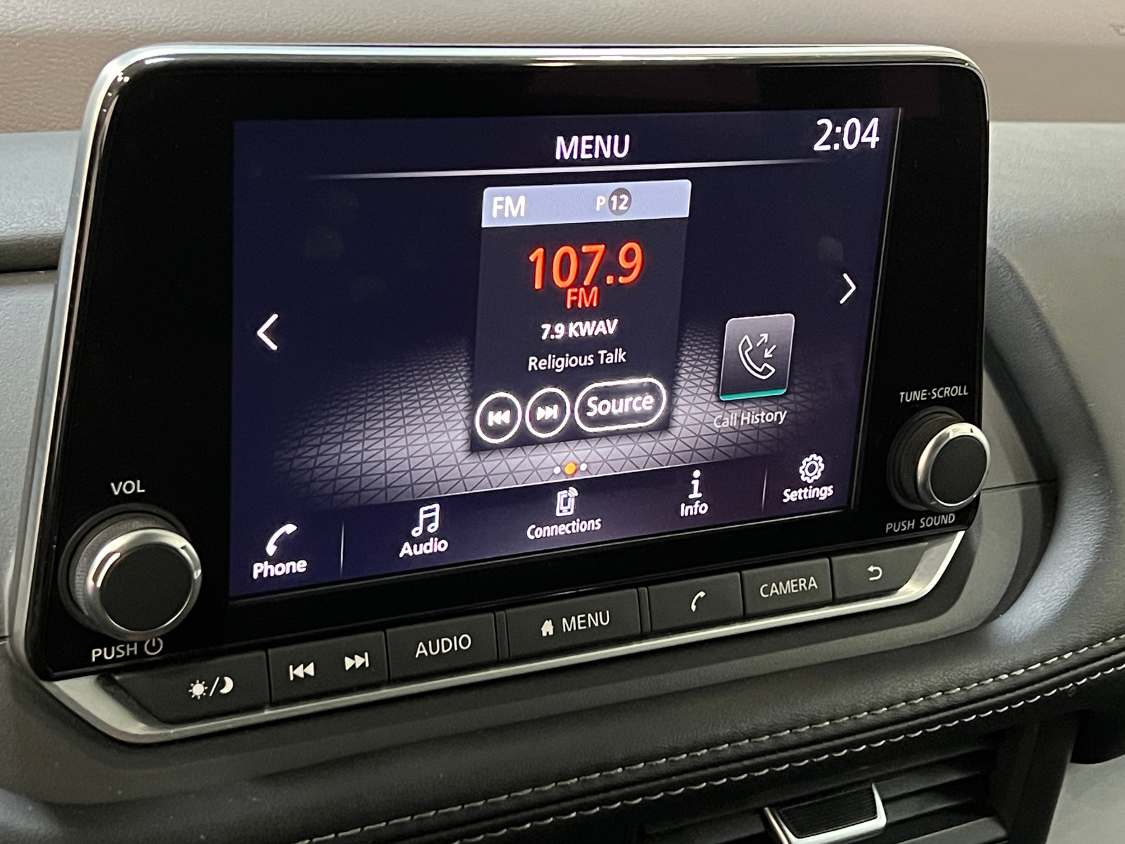 Thumbnail: 2023 Nissan Rogue - 4