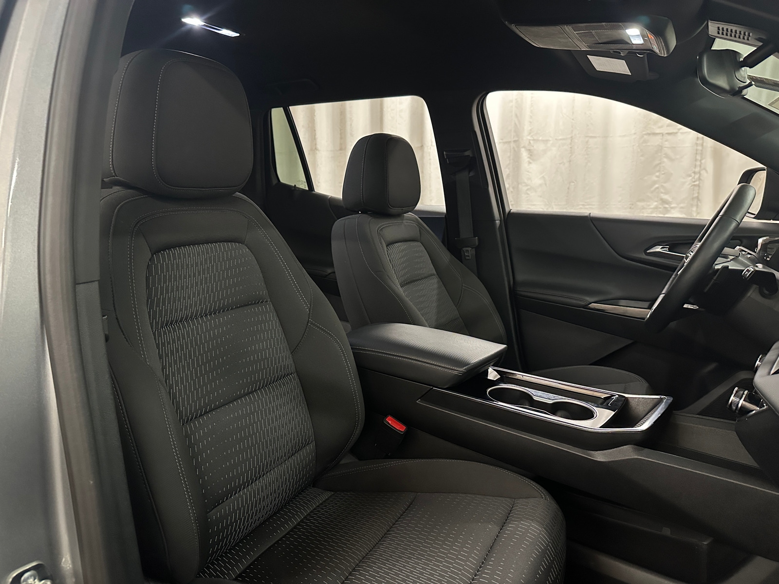 Thumbnail: 2025 Chevrolet Equinox - 2