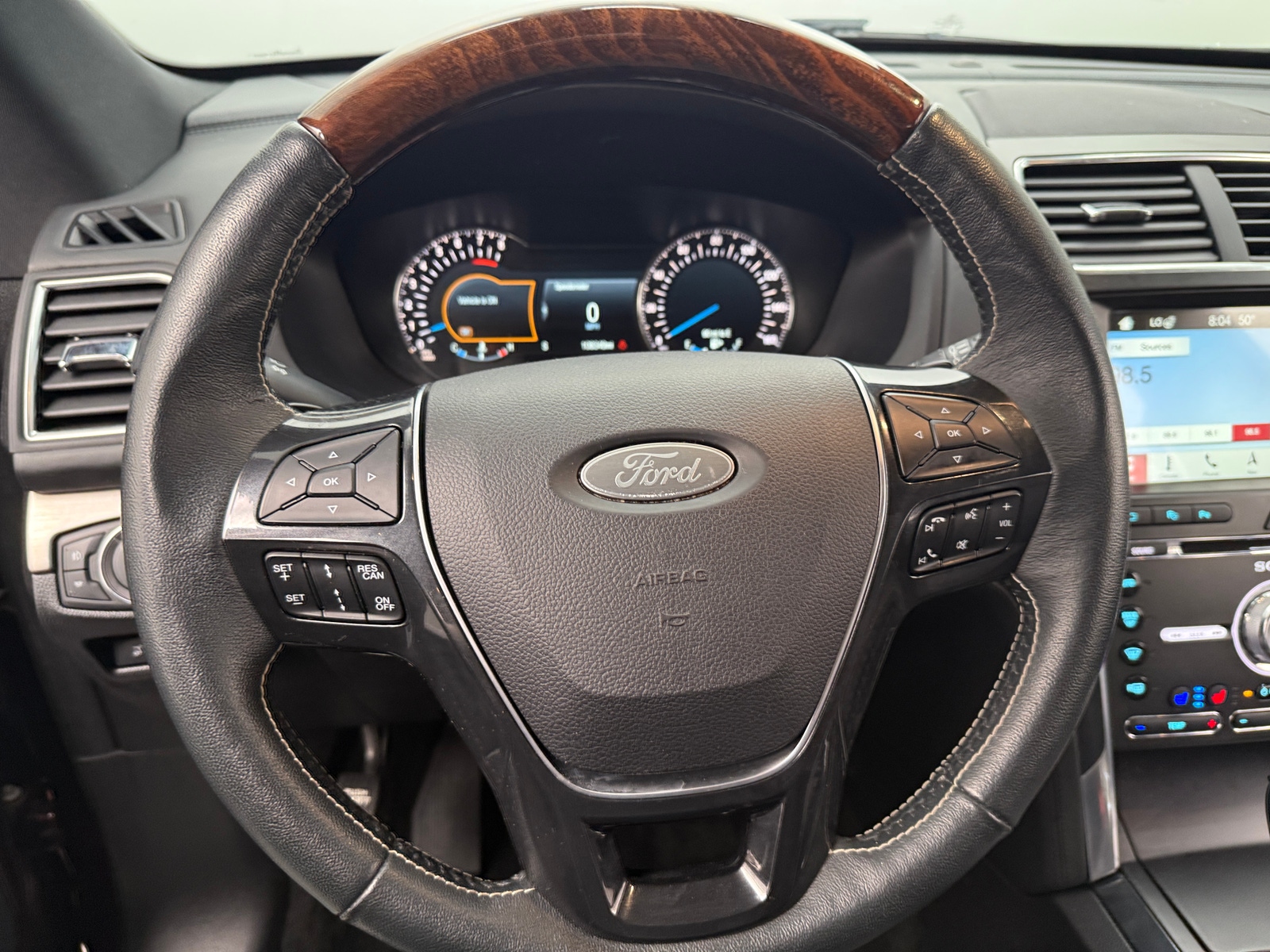 Thumbnail: 2018 Ford Explorer - 4