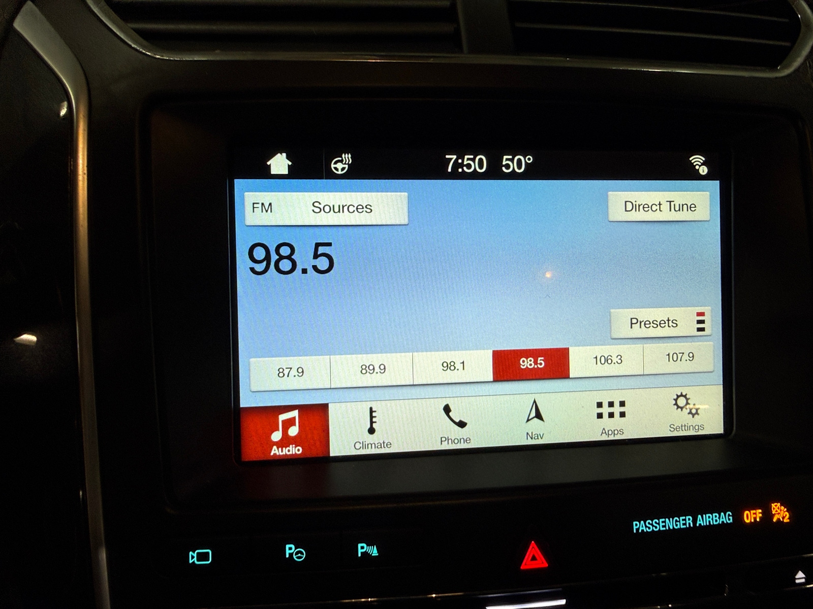 Thumbnail: 2018 Ford Explorer - 3