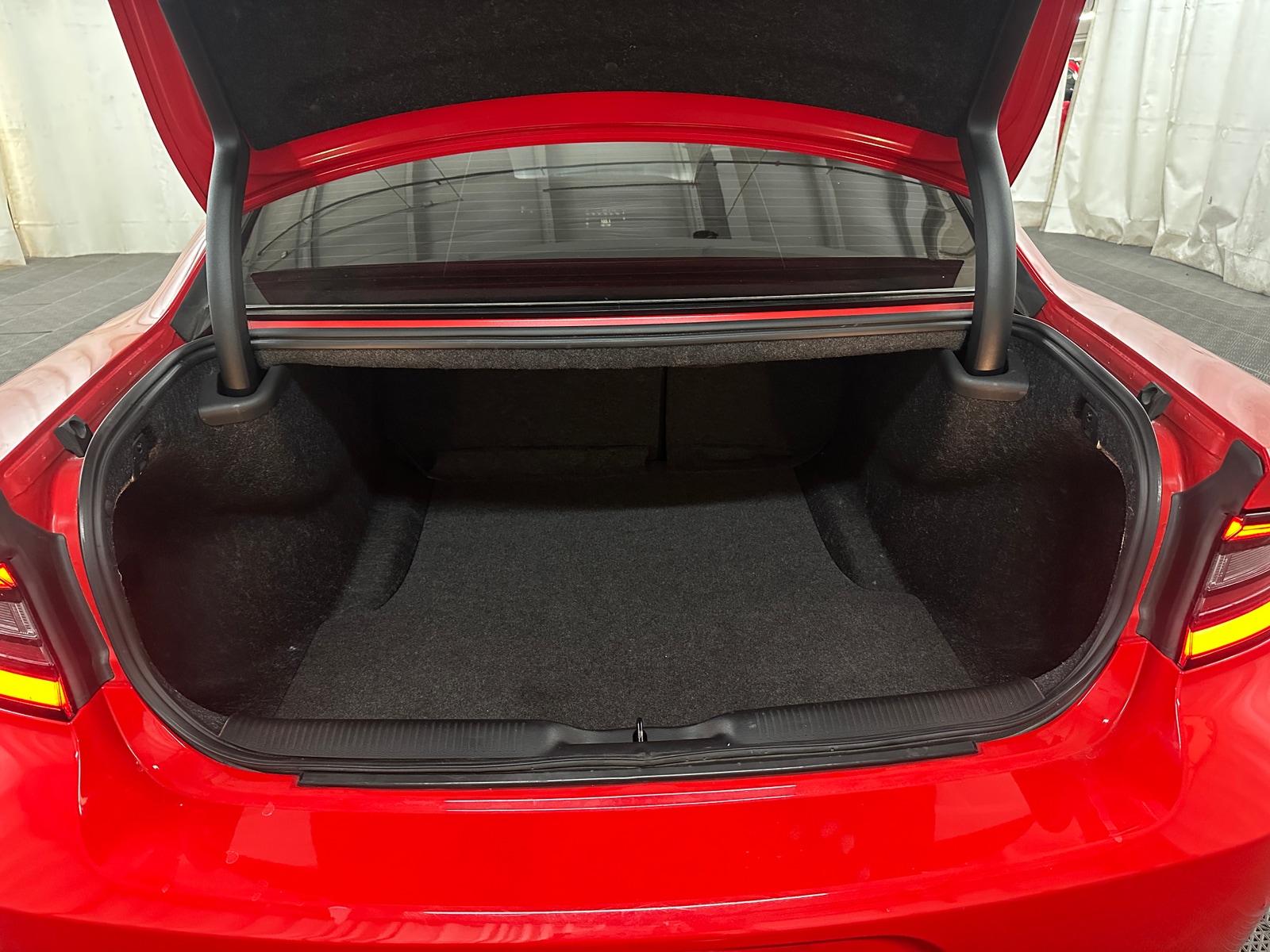 Thumbnail: 2015 Dodge Charger - 6