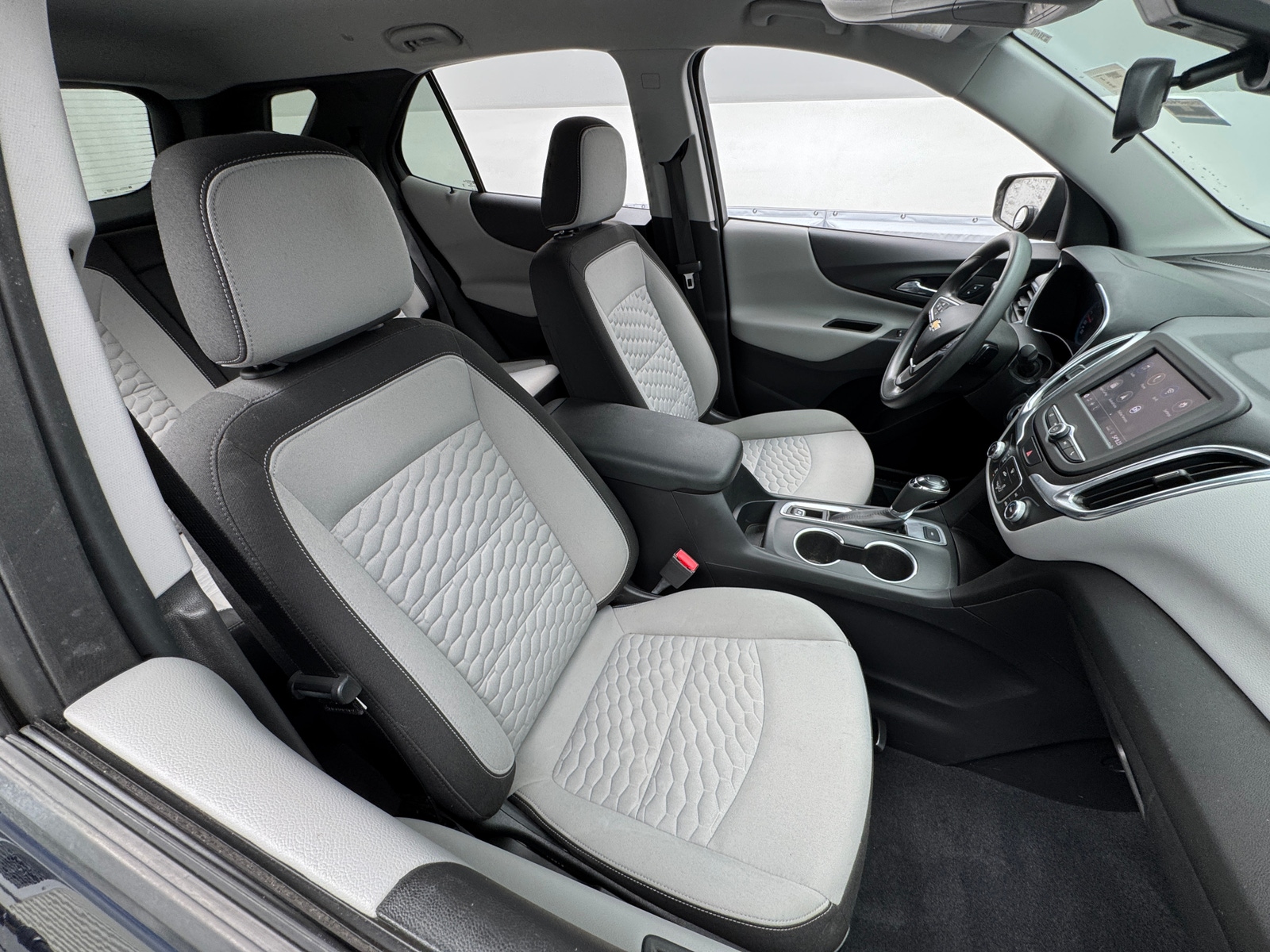 Thumbnail: 2021 Chevrolet Equinox - 2