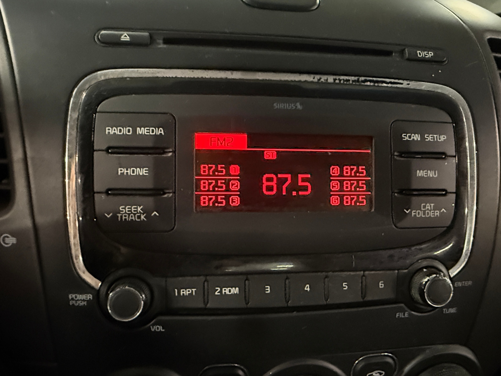 Thumbnail: 2017 Kia Forte - 4