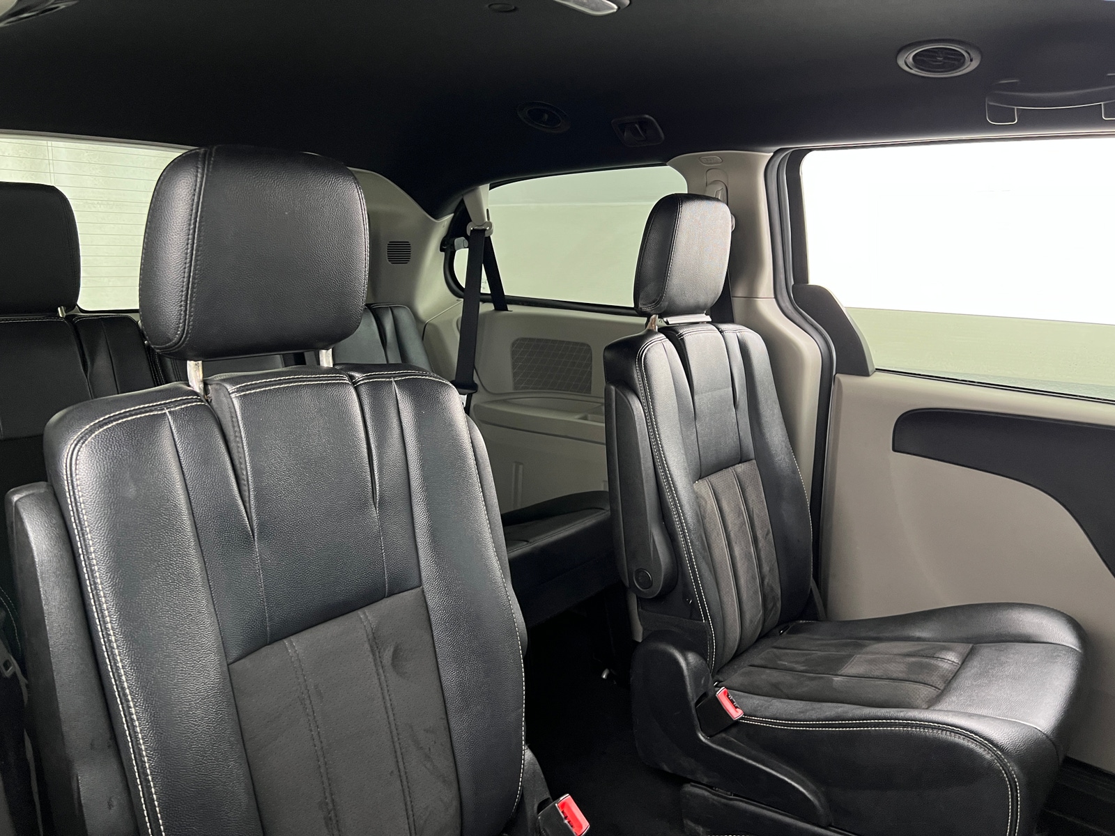 Thumbnail: 2019 Dodge Grand Caravan - 5
