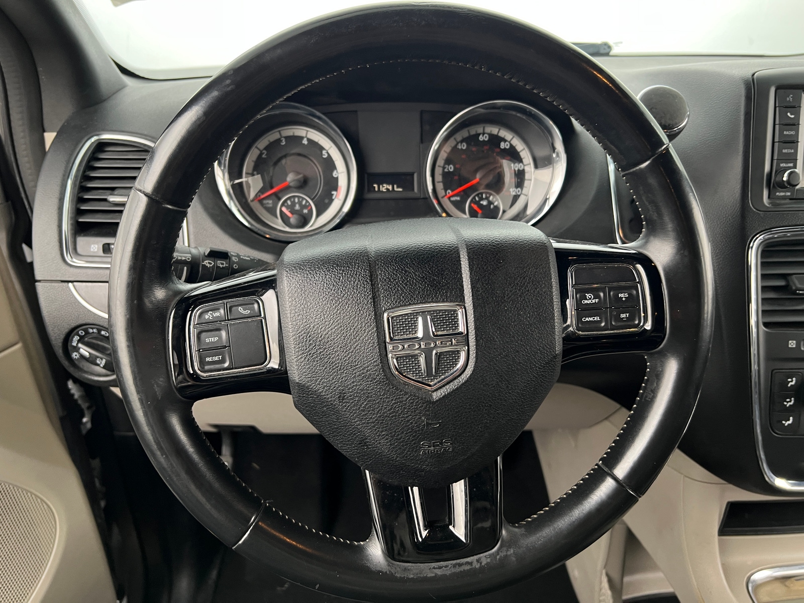 Thumbnail: 2019 Dodge Grand Caravan - 4