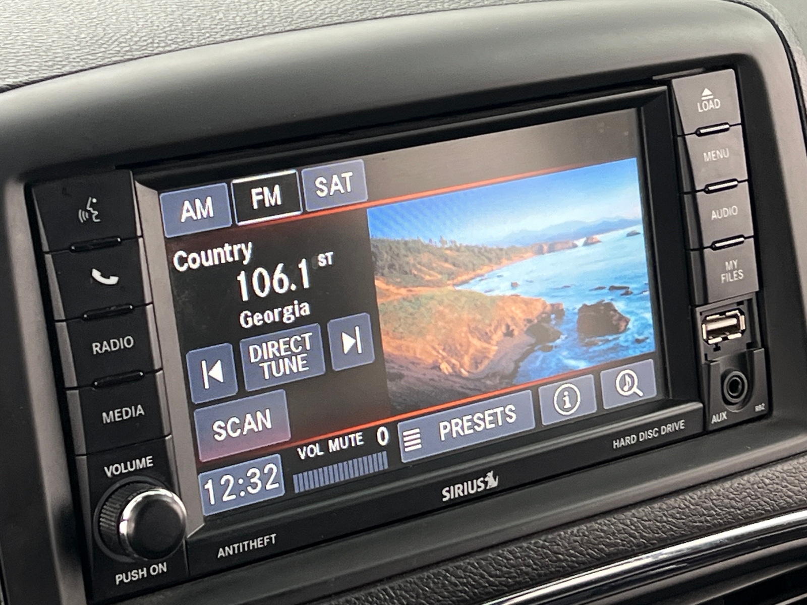 Thumbnail: 2019 Dodge Grand Caravan - 3