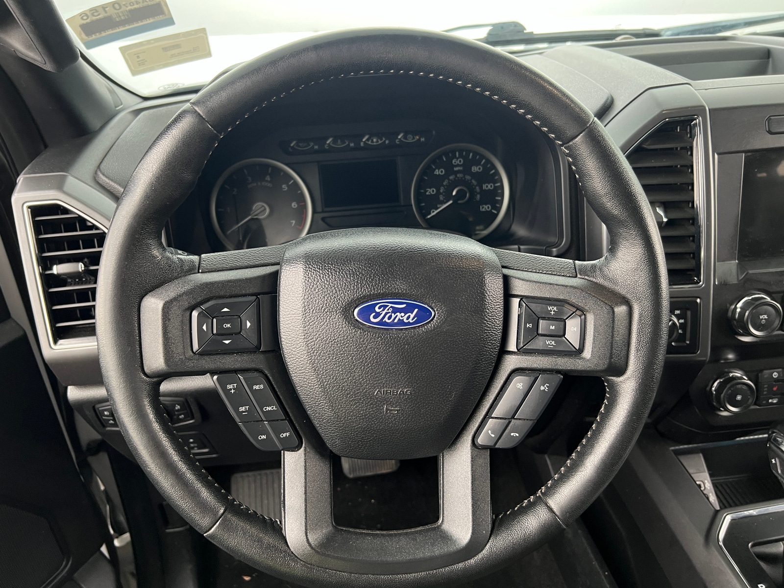 Thumbnail: 2019 Ford Econoline - 5