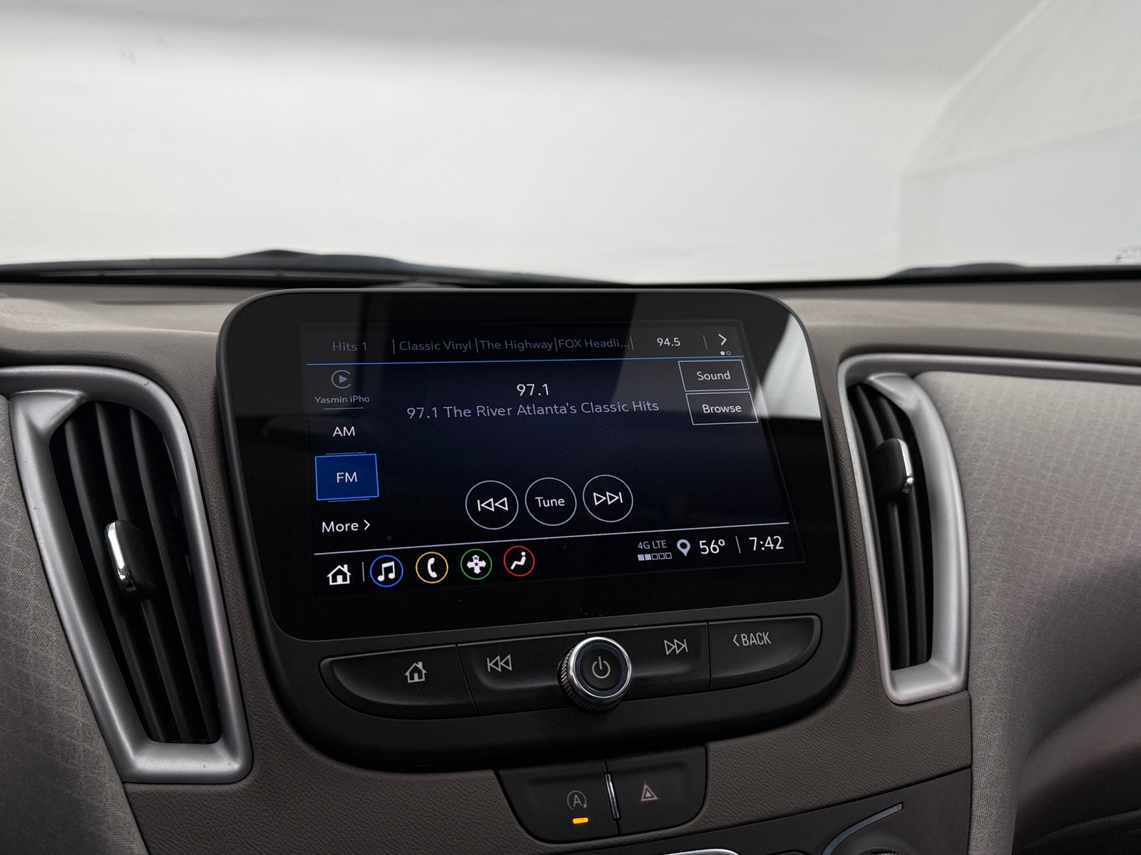 Thumbnail: 2025 Chevrolet Malibu - 4