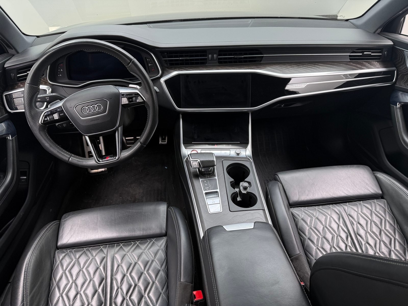 Thumbnail: 2020 Audi S6 - 2