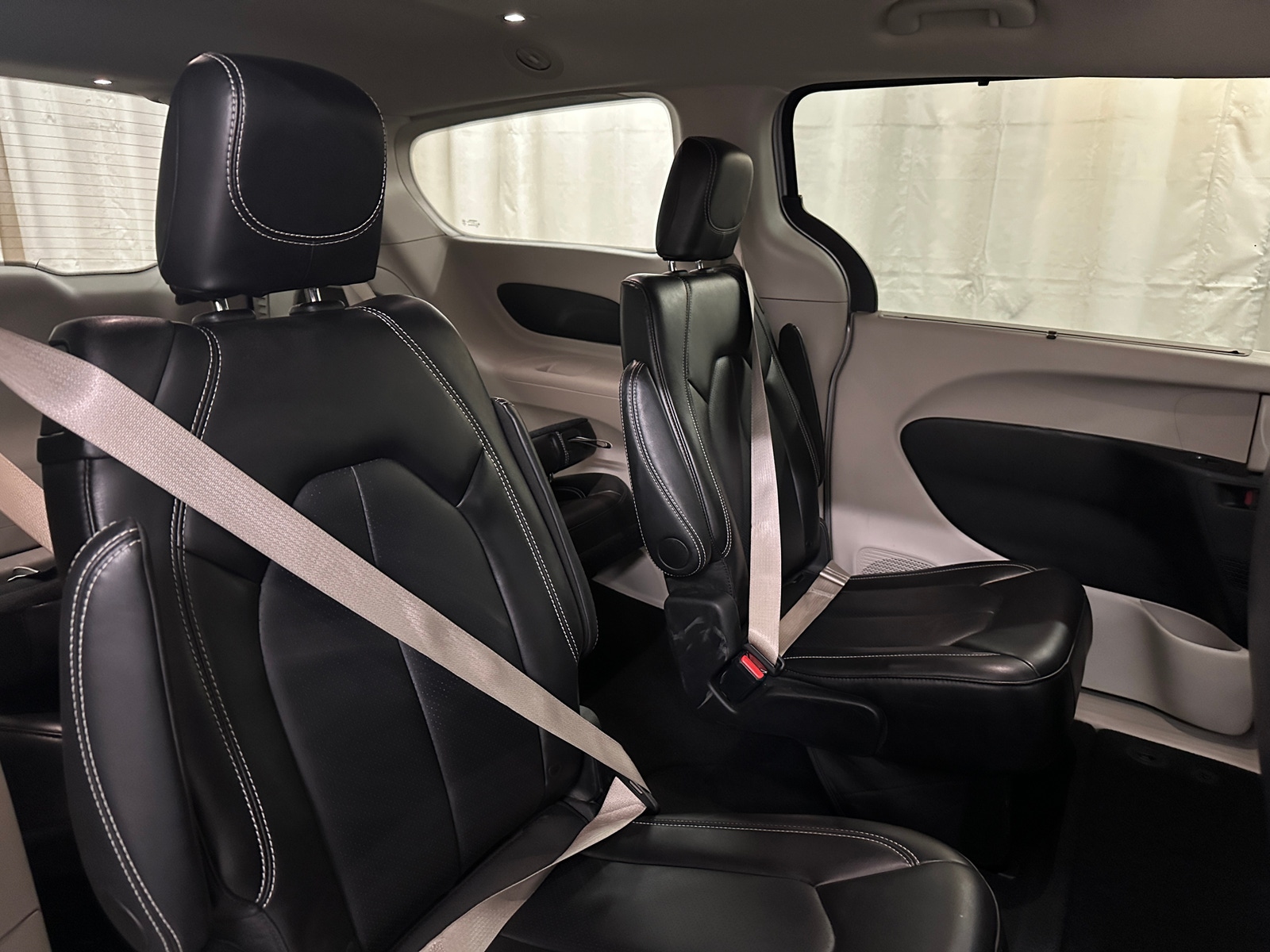 Thumbnail: 2024 Chrysler Pacifica - 5