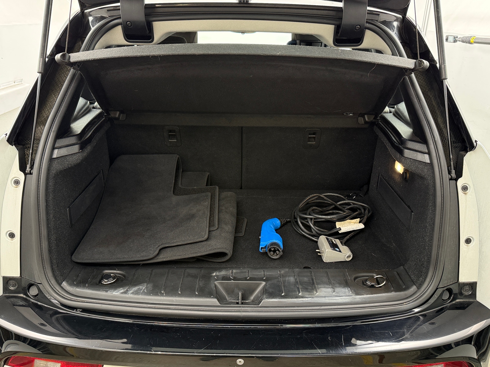 Thumbnail: 2019 BMW i3 - 5