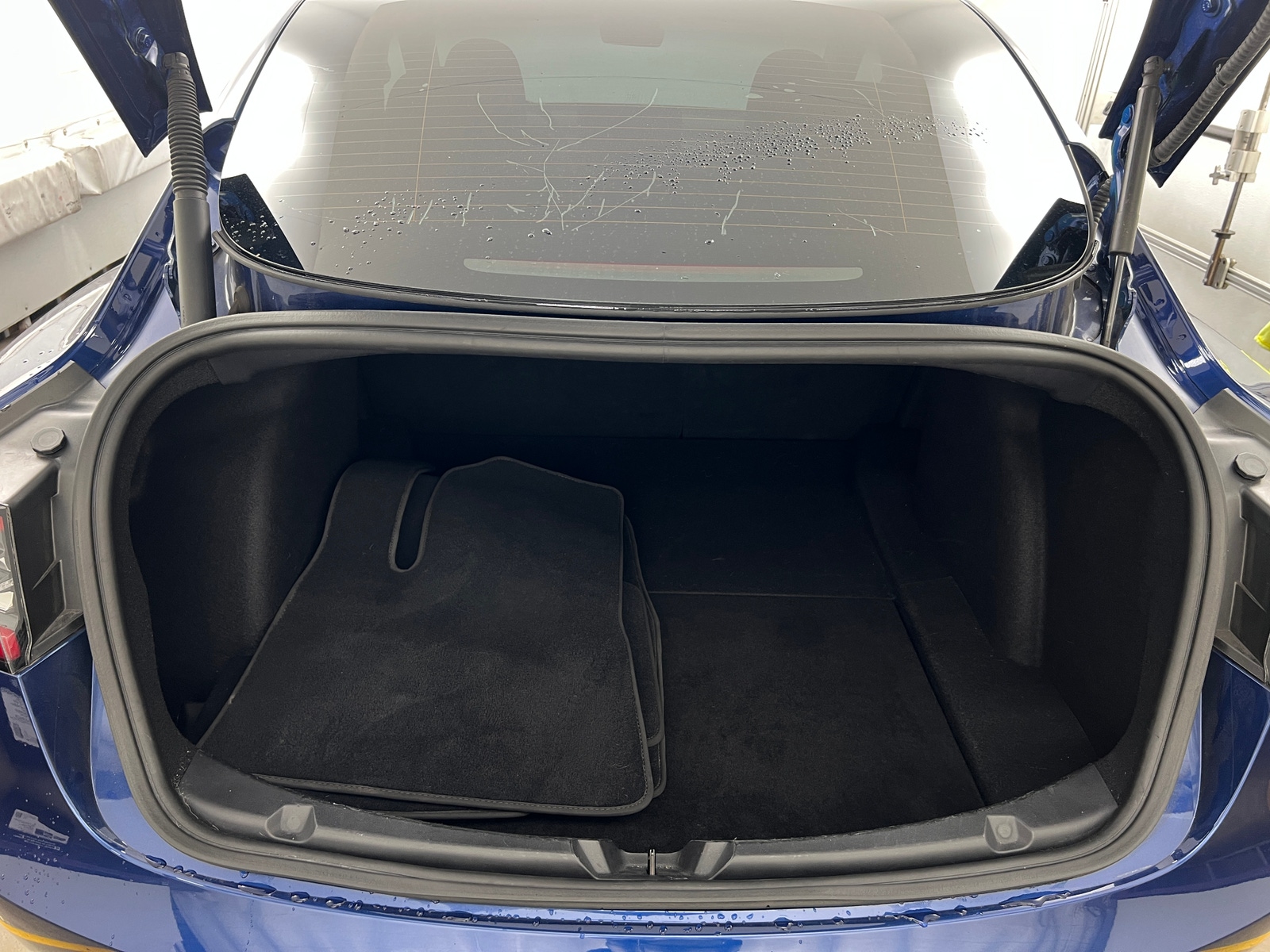 Thumbnail: 2022 Tesla Model 3 - 6