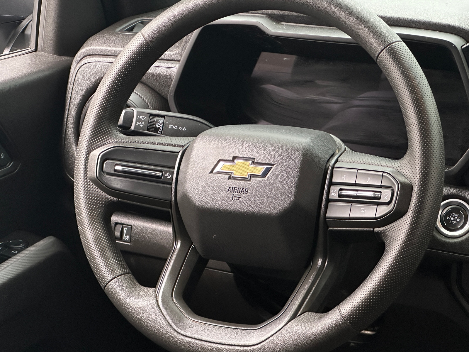 Thumbnail: 2024 Chevrolet Colorado - 5